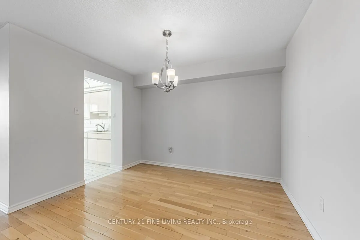343 Clark Avenue W, #704