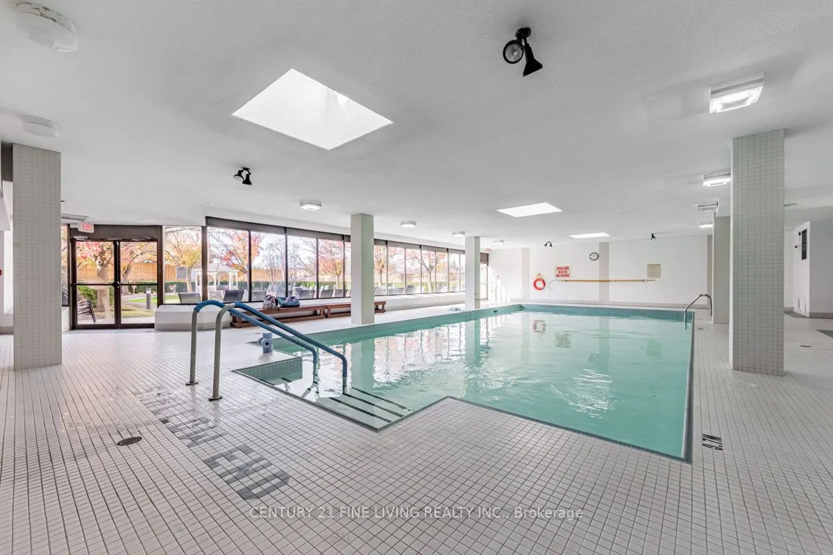 343 Clark Avenue W, #704
