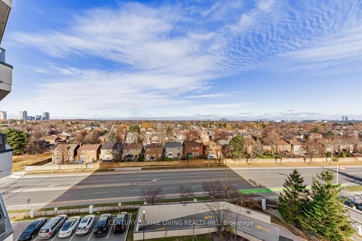 343 Clark Avenue W, #704