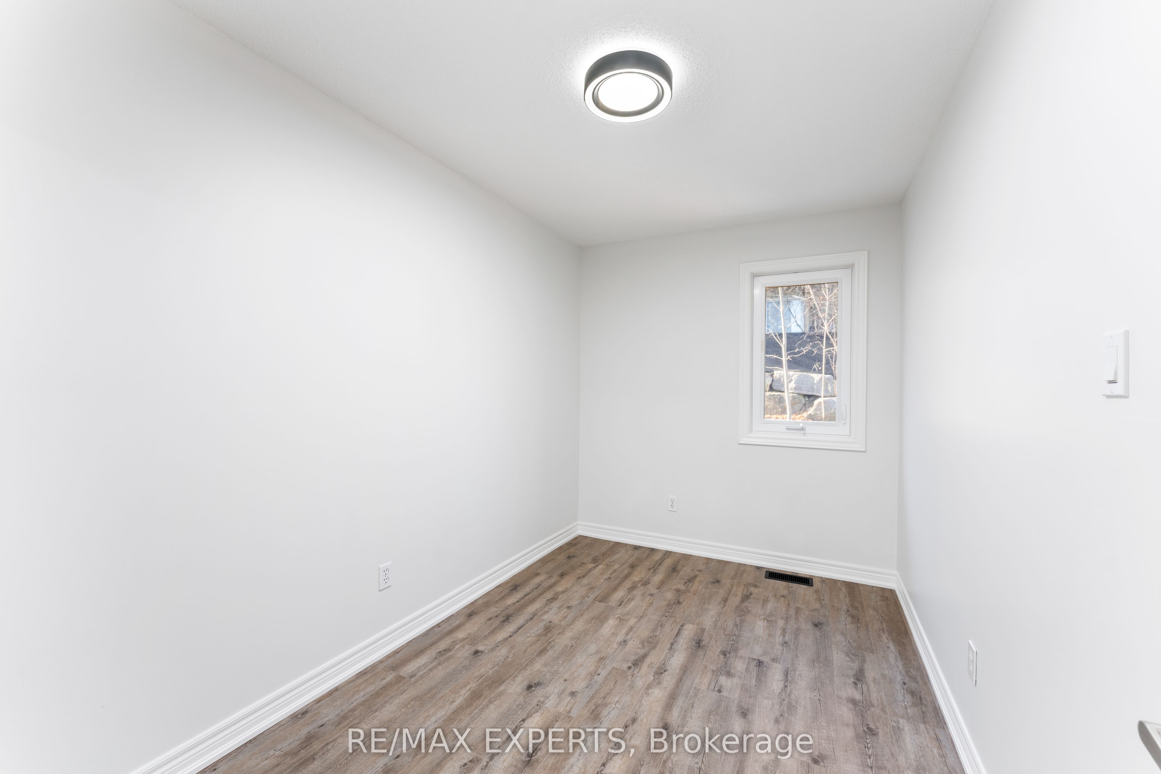 20 William Farr Lane, #10