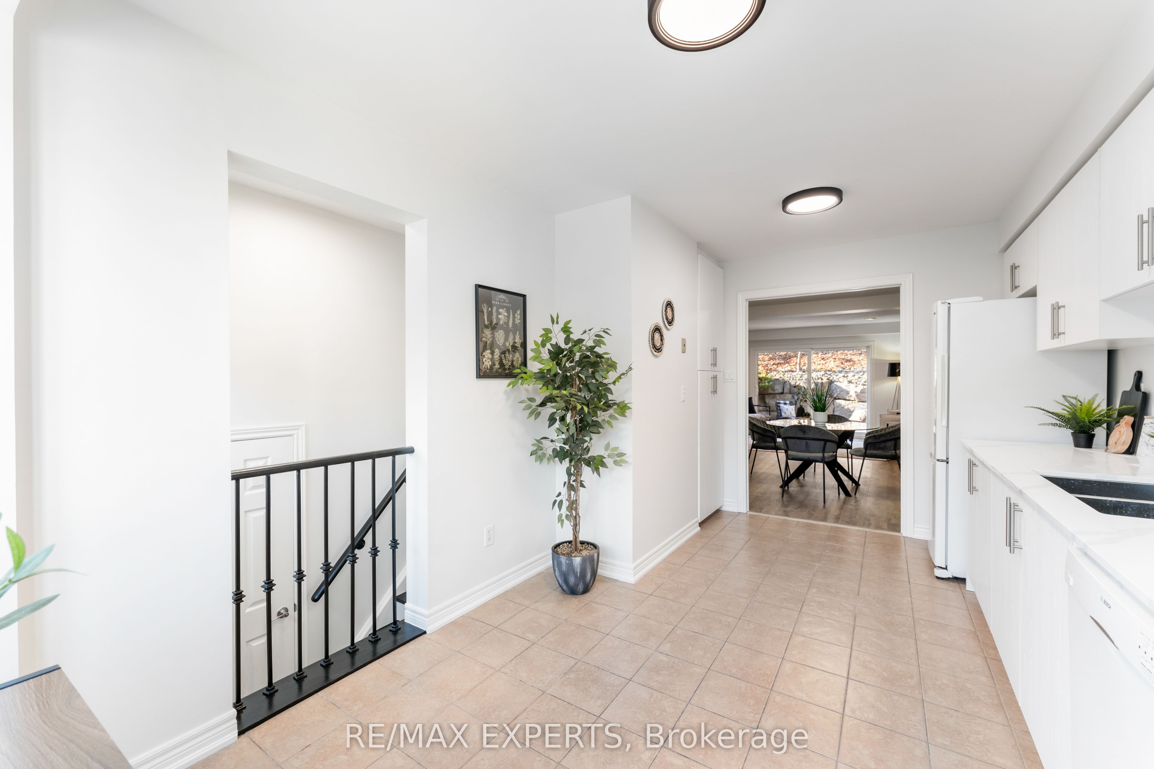 20 William Farr Lane, #10