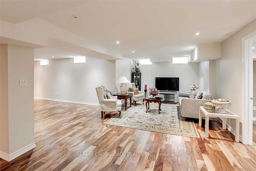2 Mumberson Court