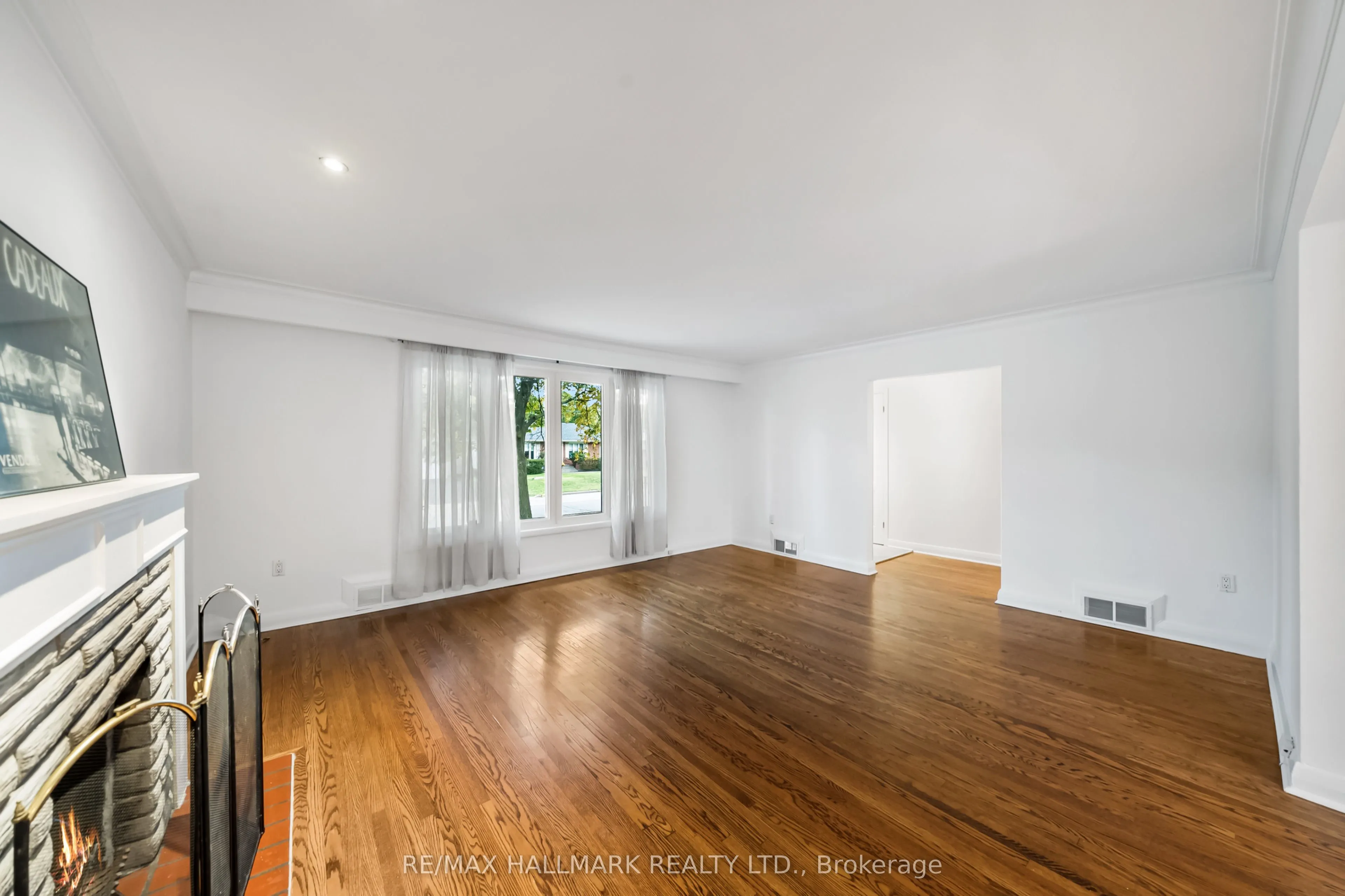 28 kirk Drive, #Main Floor