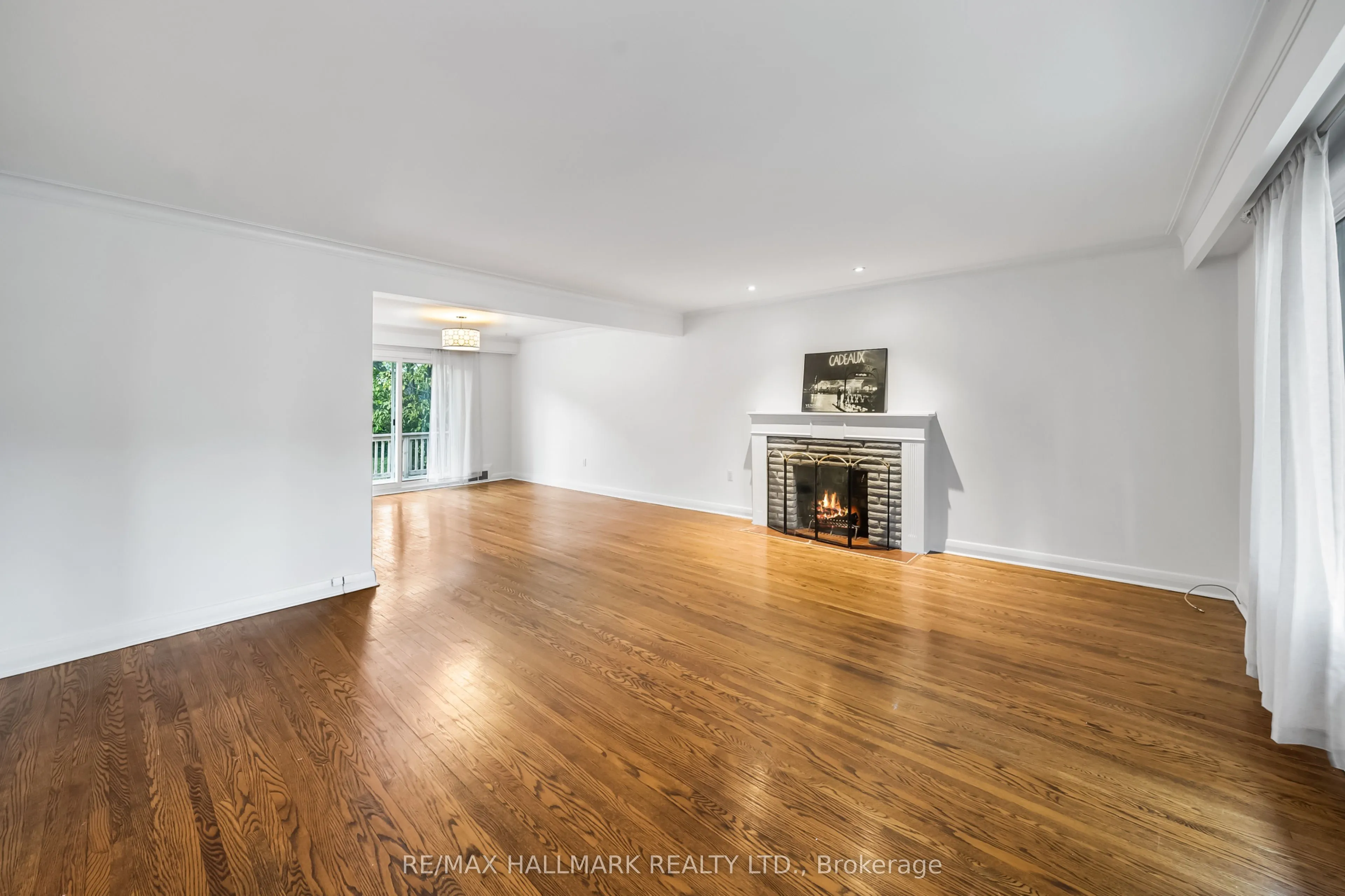 28 kirk Drive, #Main Floor