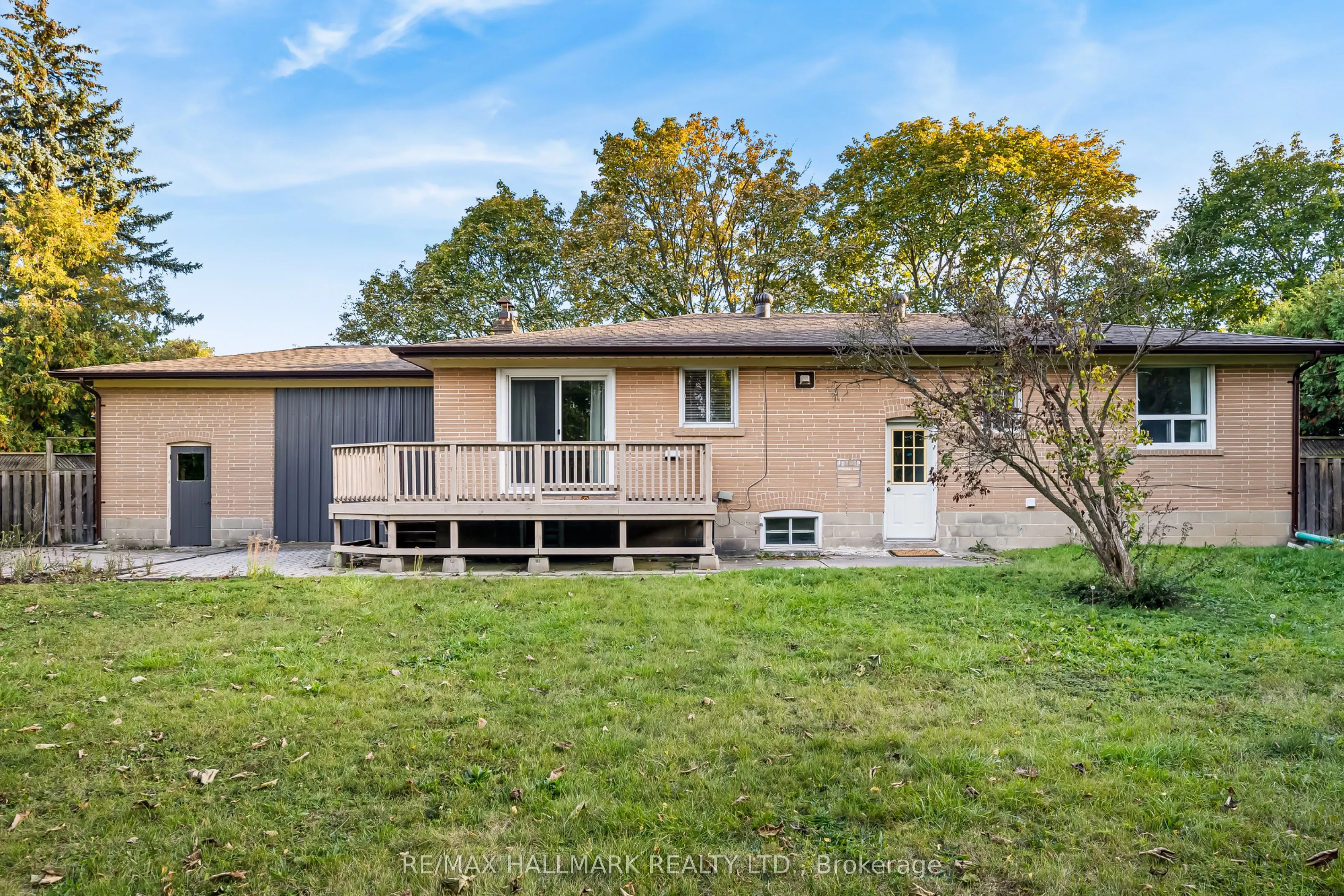 28 kirk Drive, #Main Floor