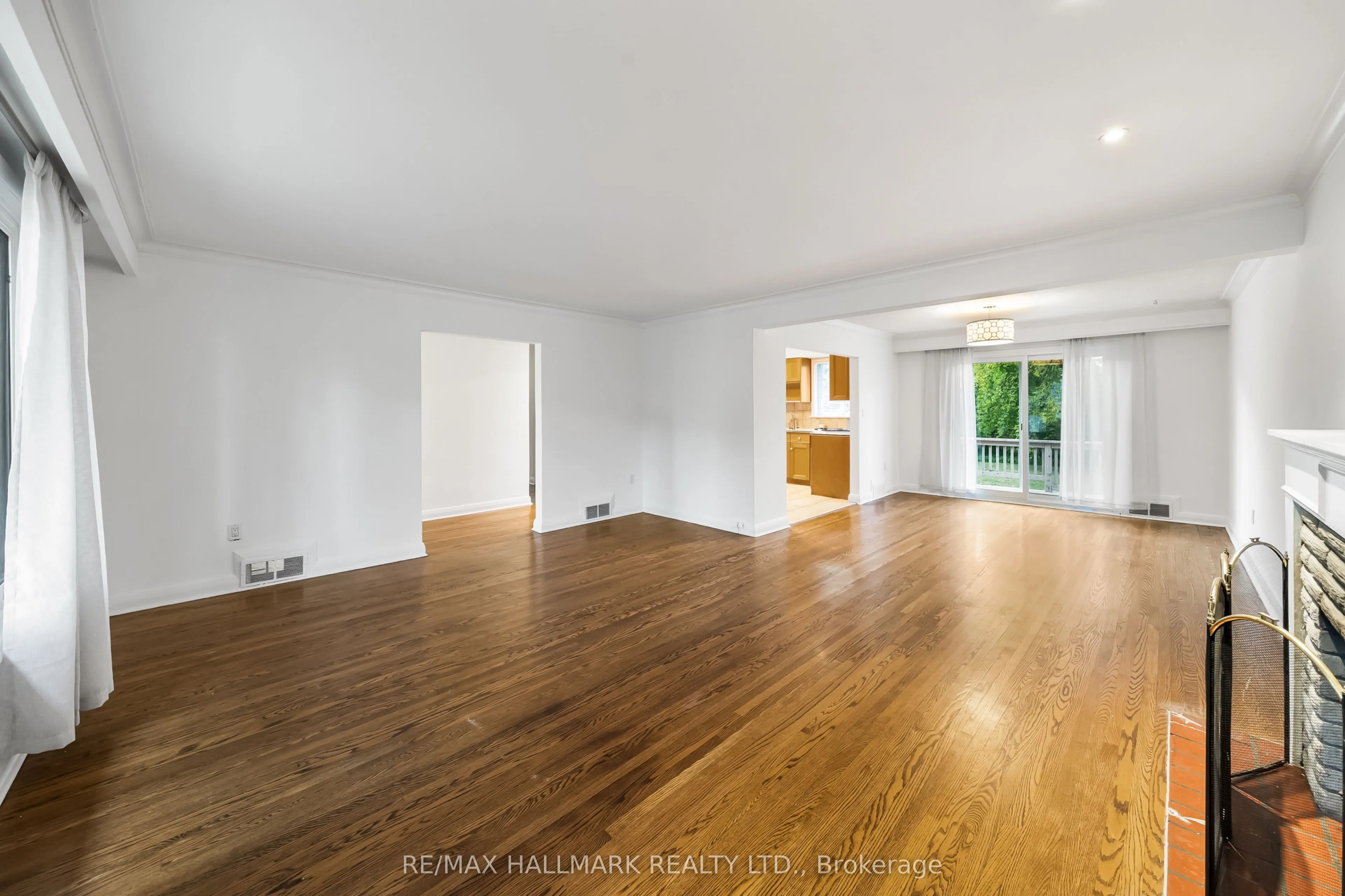28 kirk Drive, #Main Floor