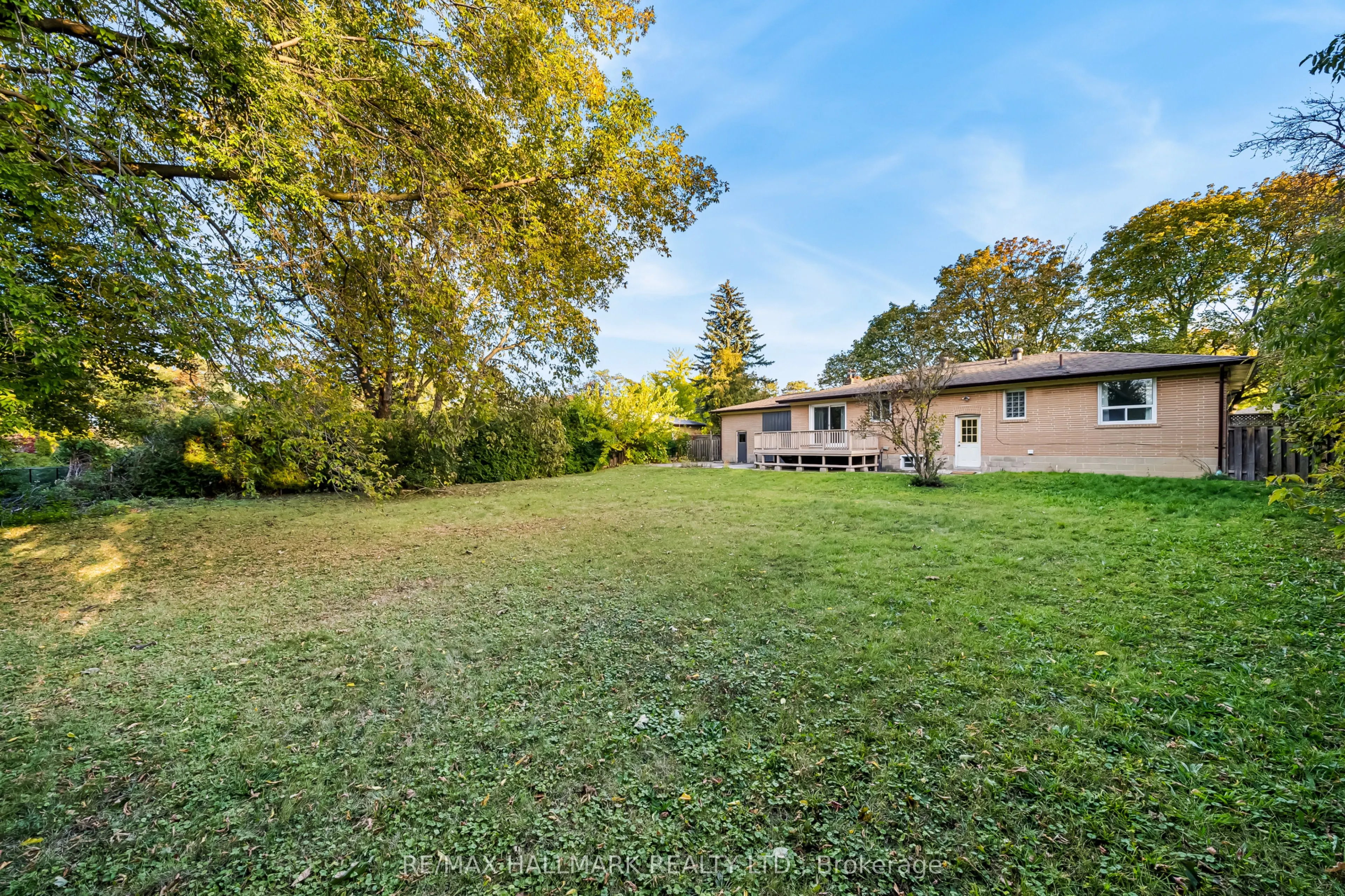 28 kirk Drive, #Main Floor