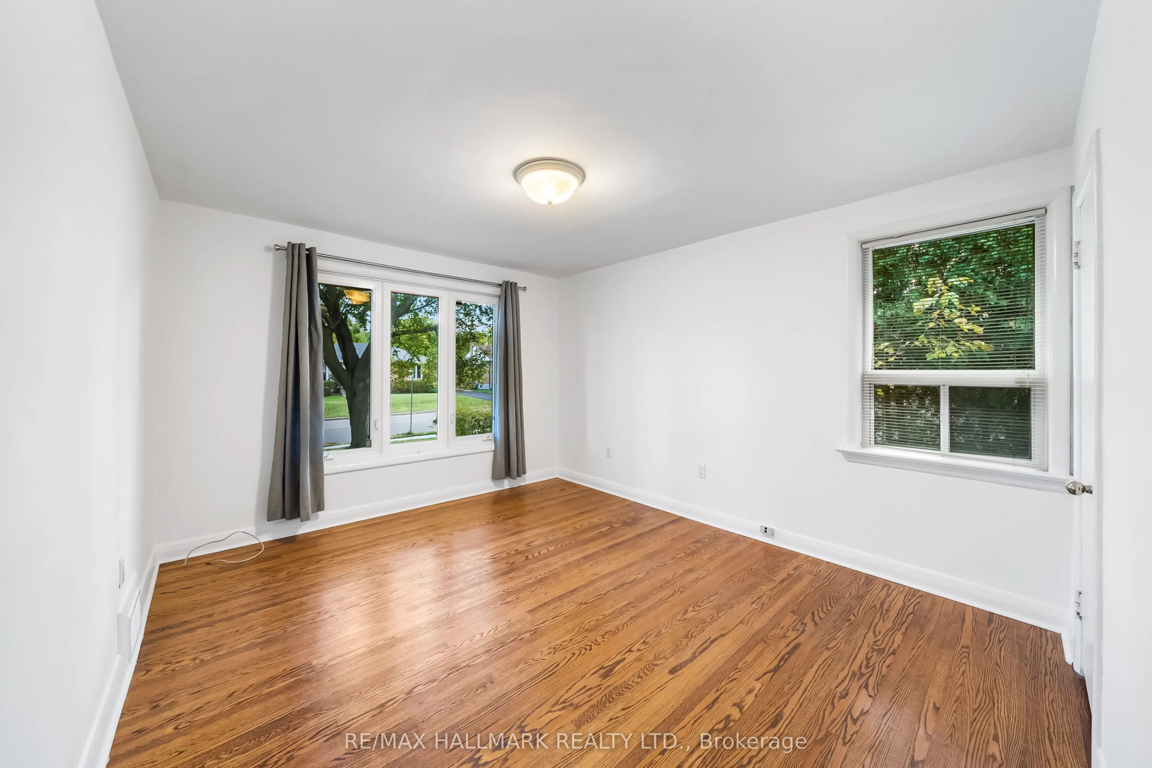 28 kirk Drive, #Main Floor