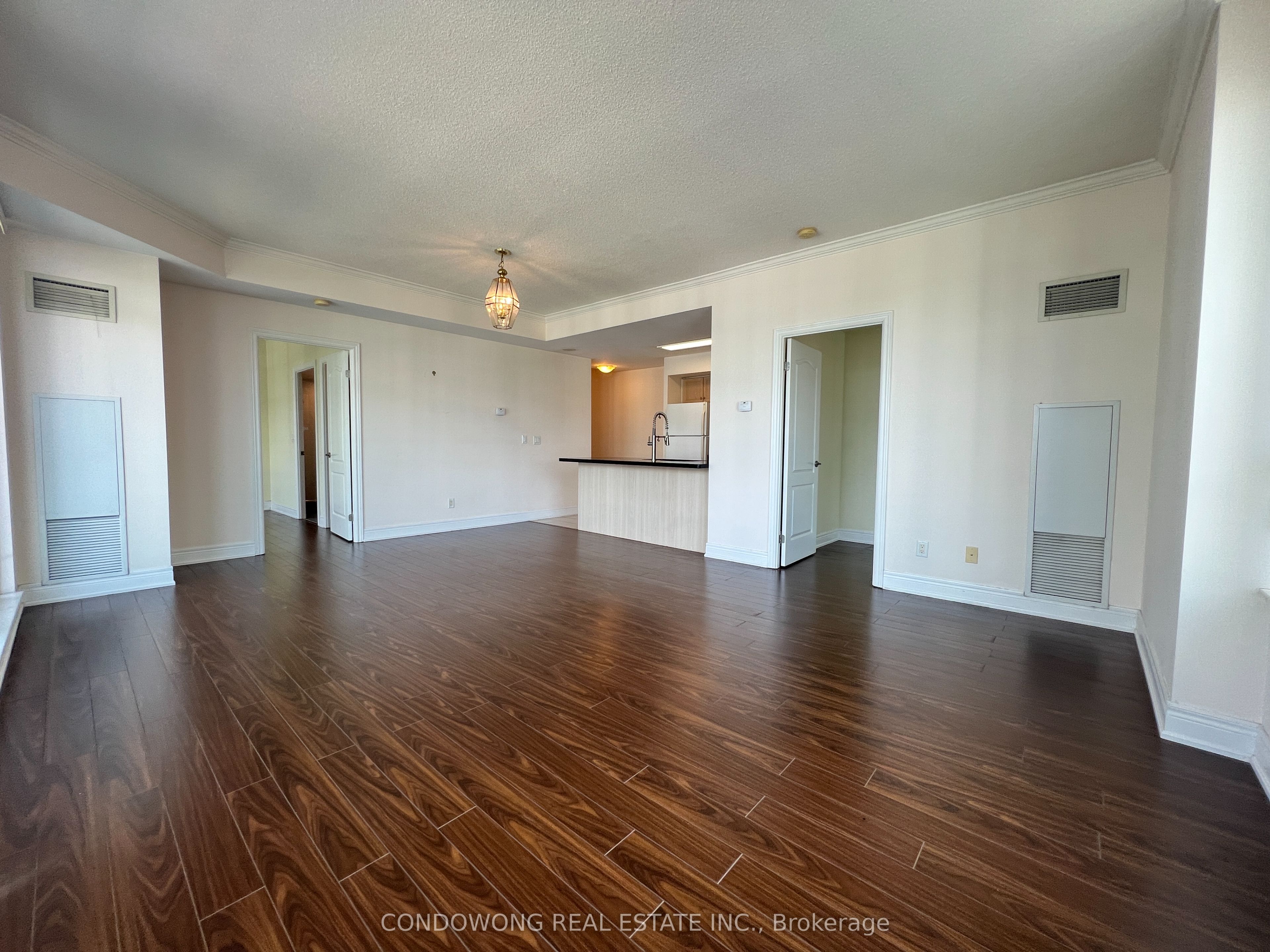 62 Suncrest Boulevard, #1007