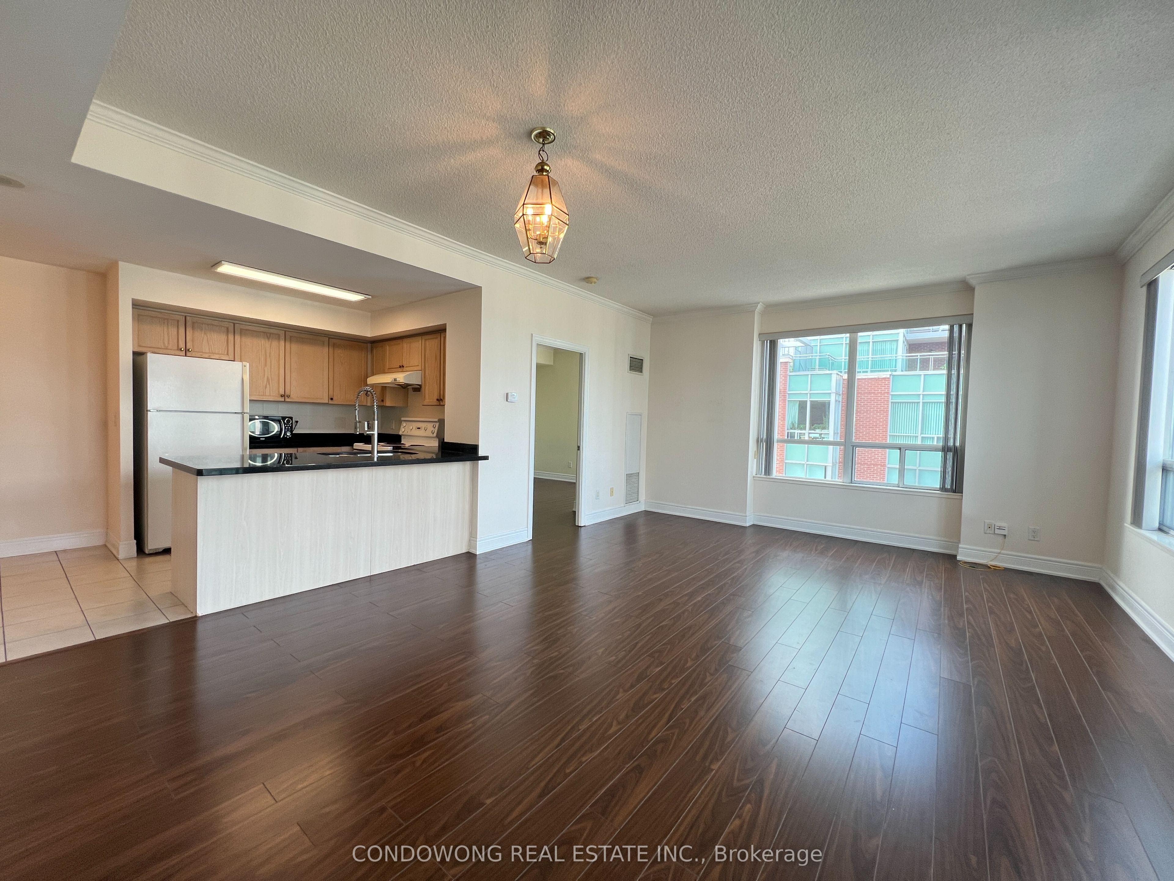 62 Suncrest Boulevard, #1007