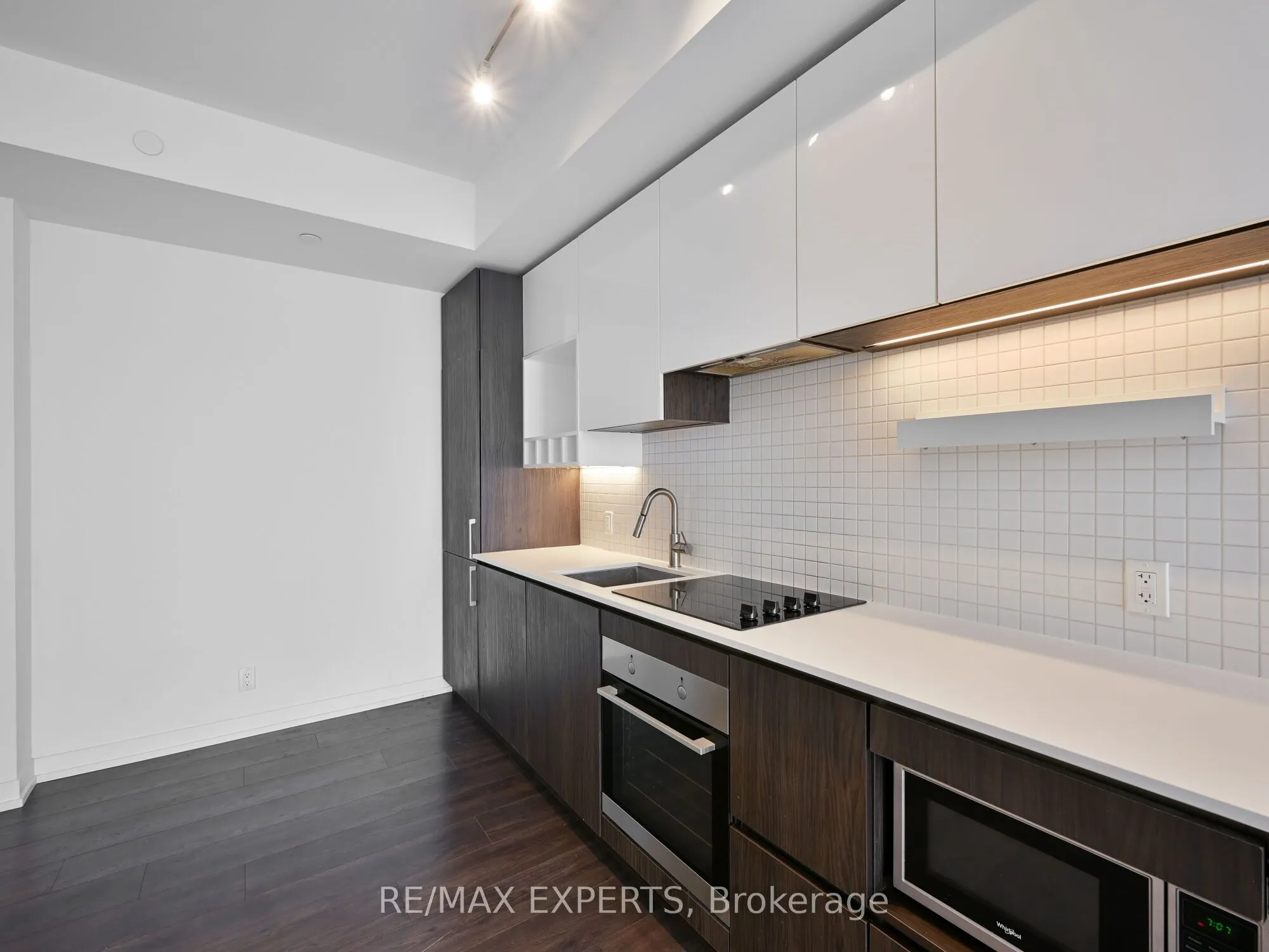 5 Buttermill Avenue, #3011