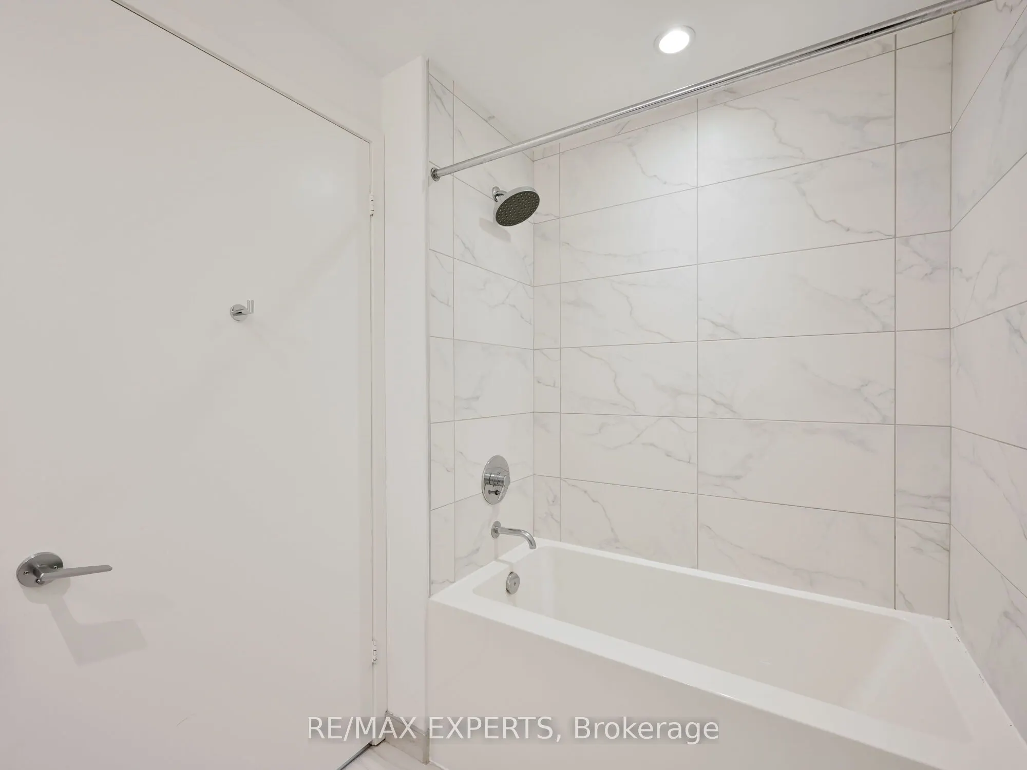 5 Buttermill Avenue, #3011