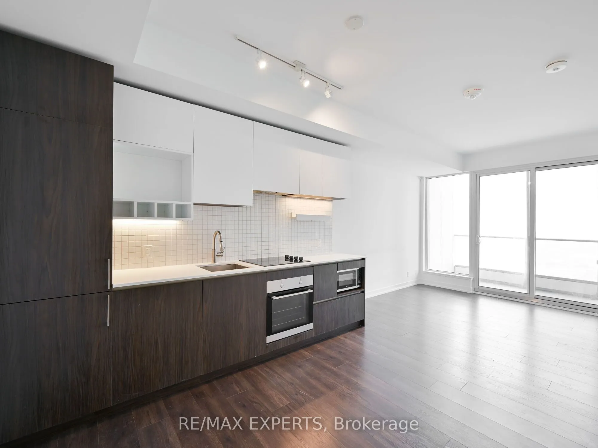 5 Buttermill Avenue, #3011