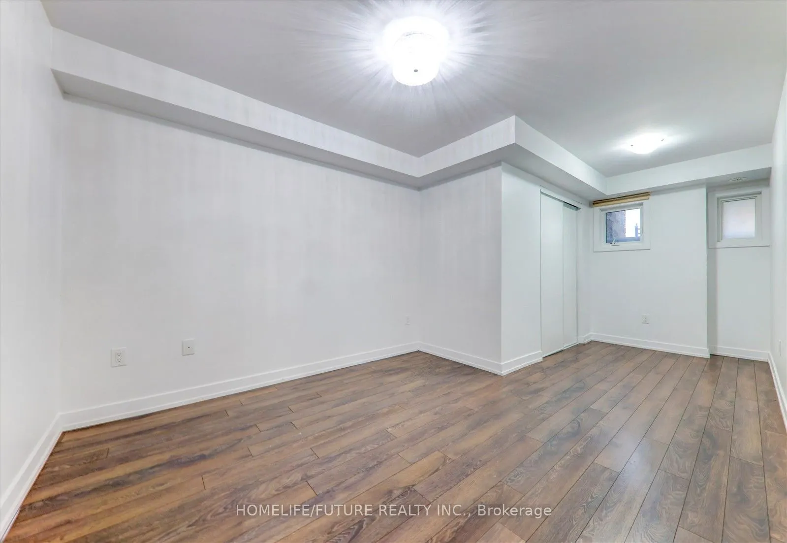 20 Westmeath Lane, #2327