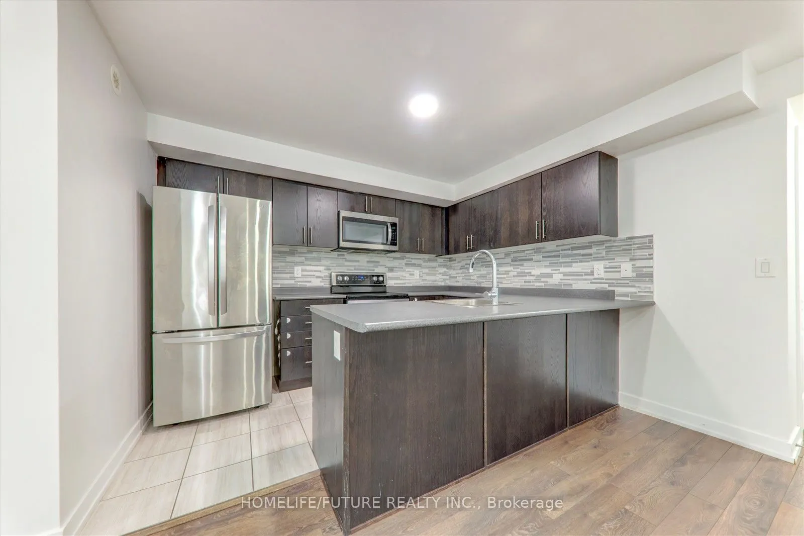 20 Westmeath Lane, #2327