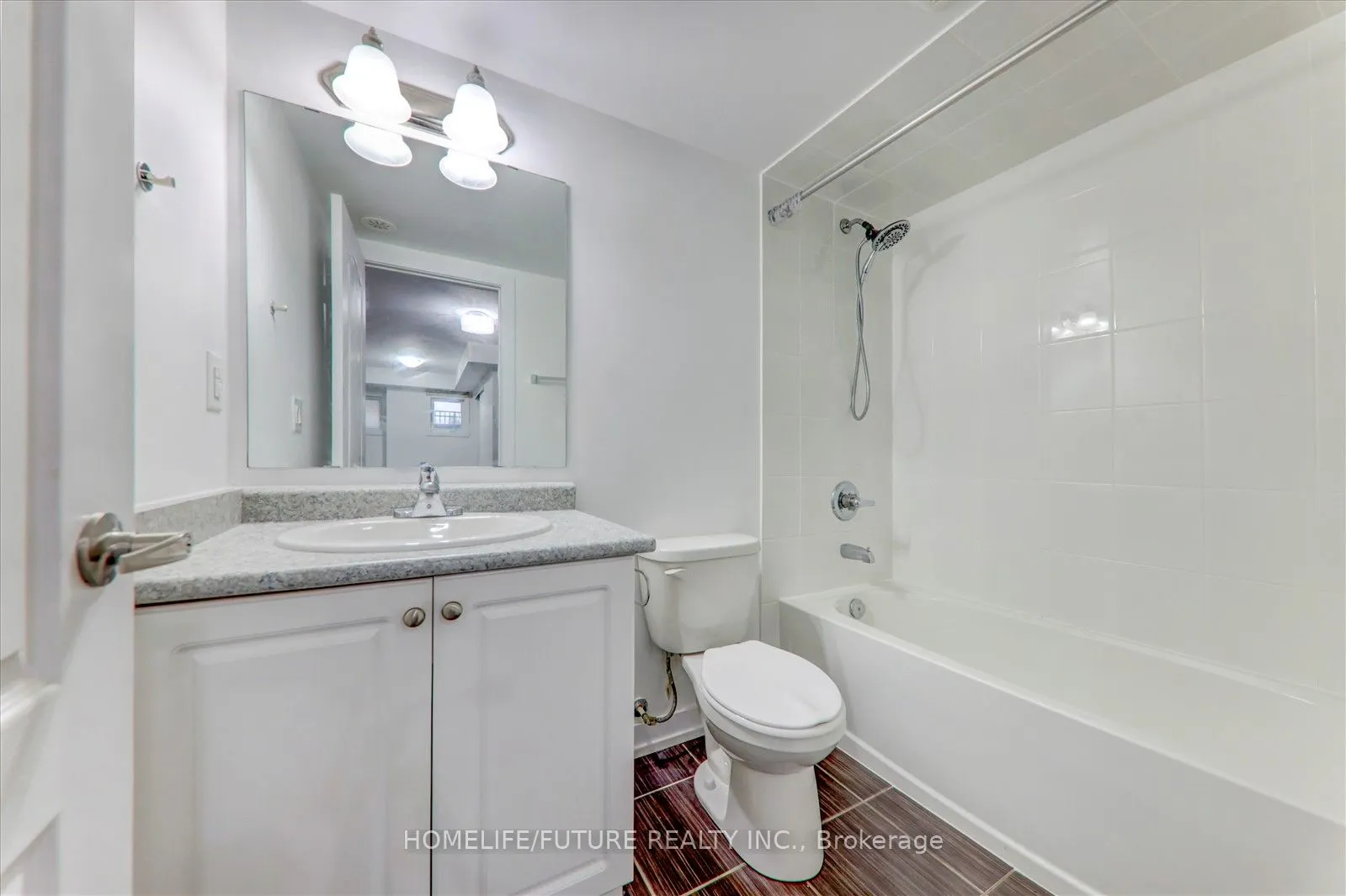 20 Westmeath Lane, #2327