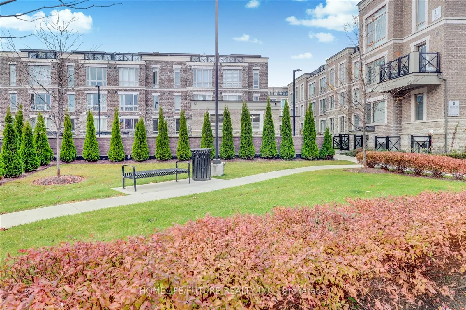 20 Westmeath Lane, #2327