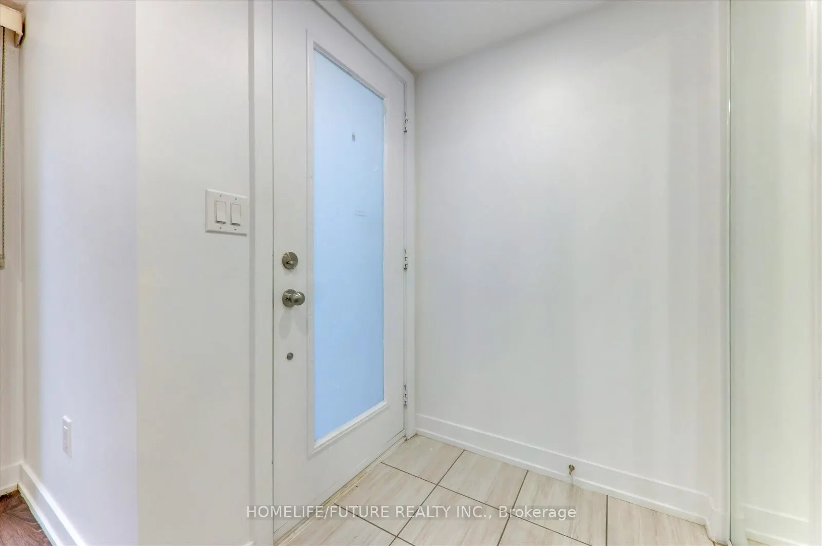 20 Westmeath Lane, #2327