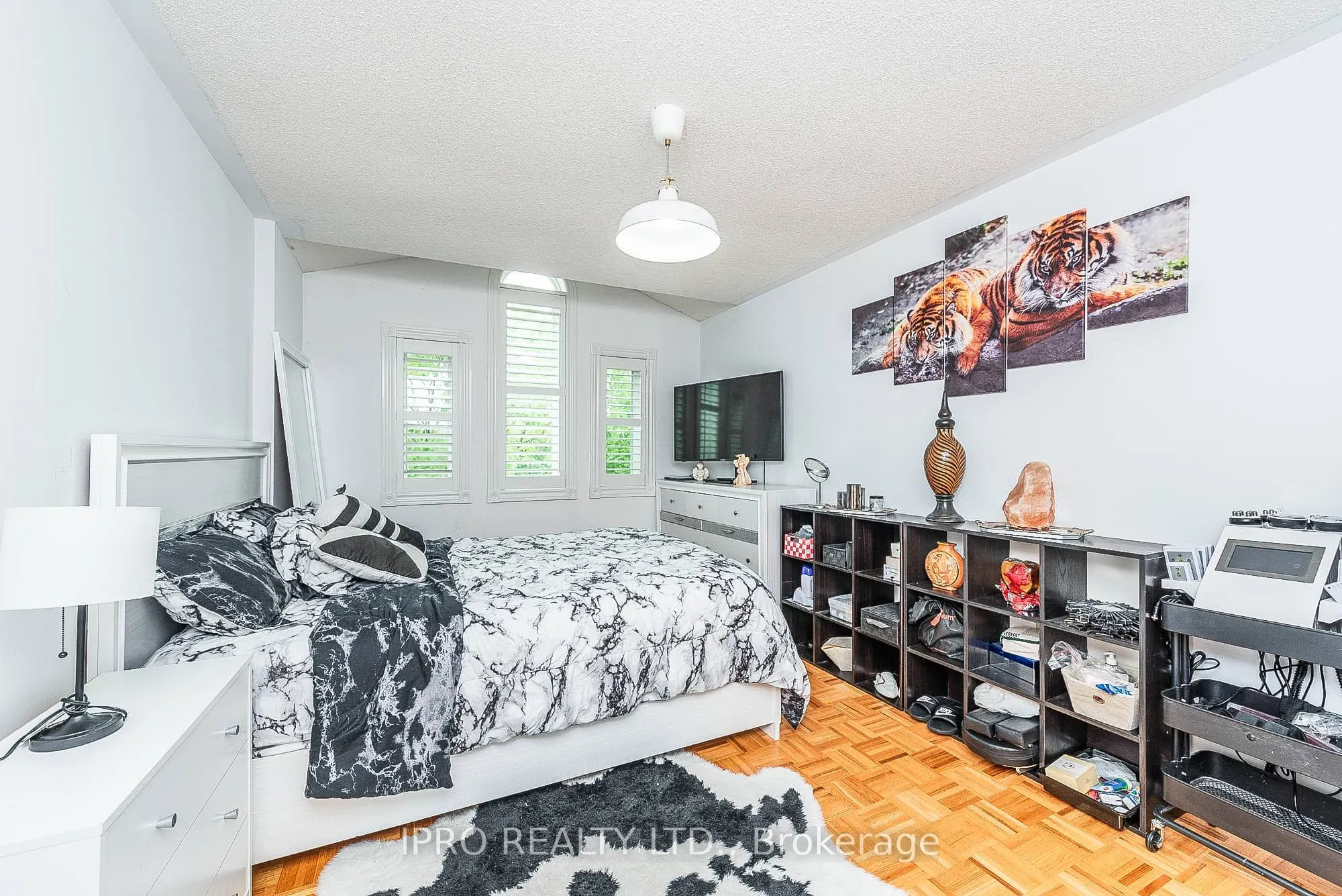 66 Skylark Drive
