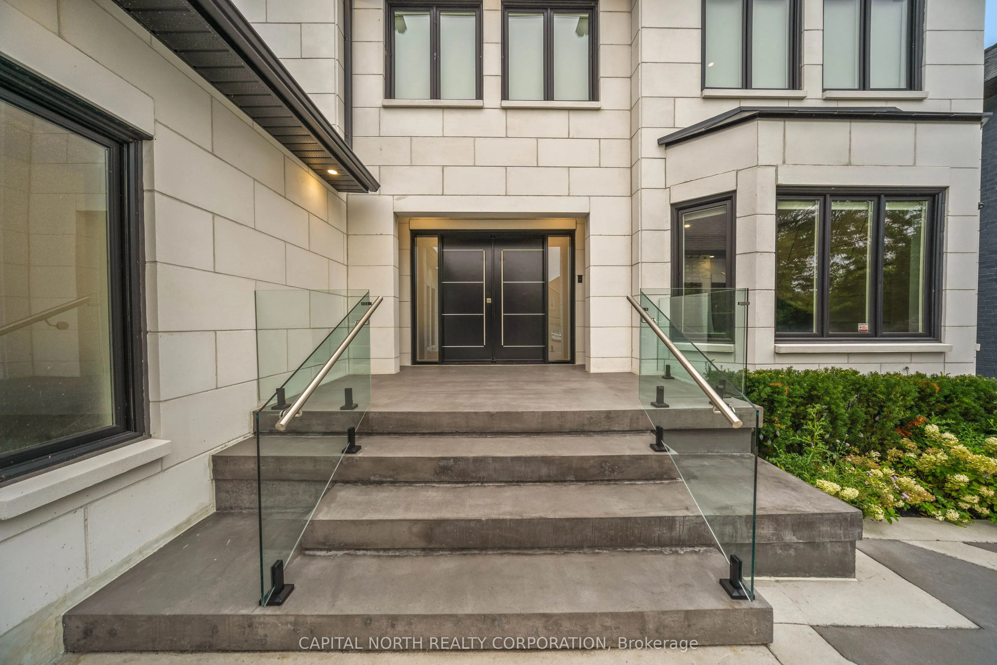 68 Chatsworth Court