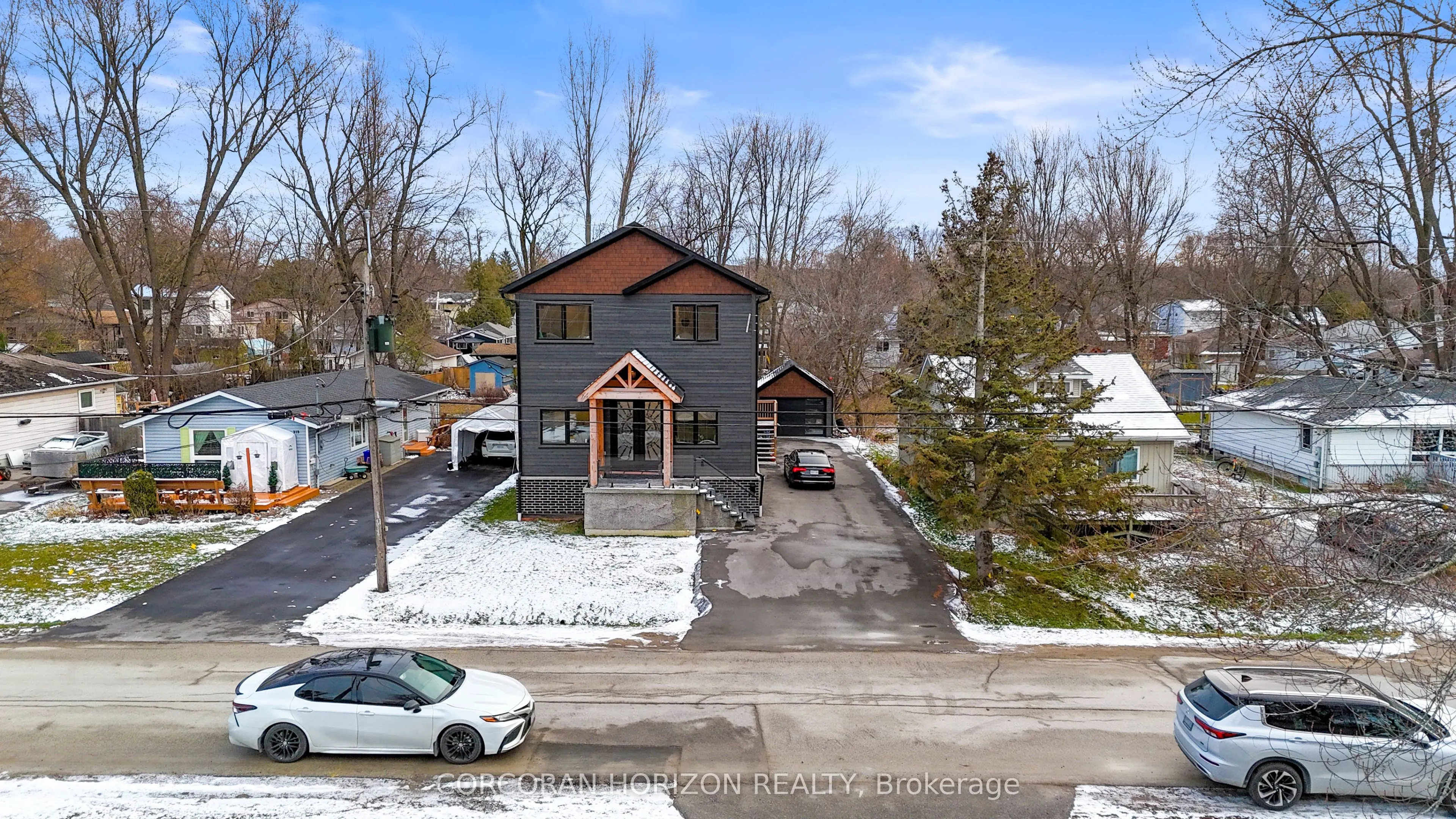 215 Bayview Avenue