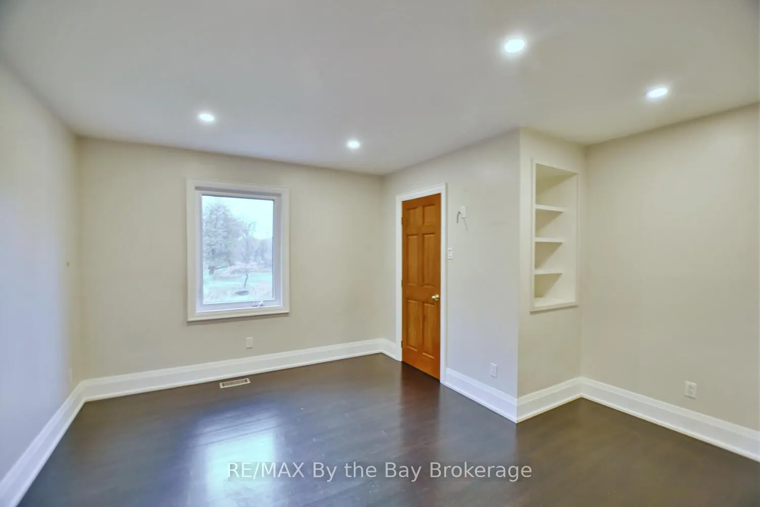 390 Mill Street