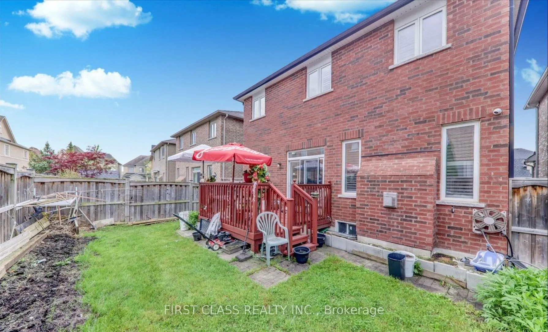 7 Wozniak Crescent