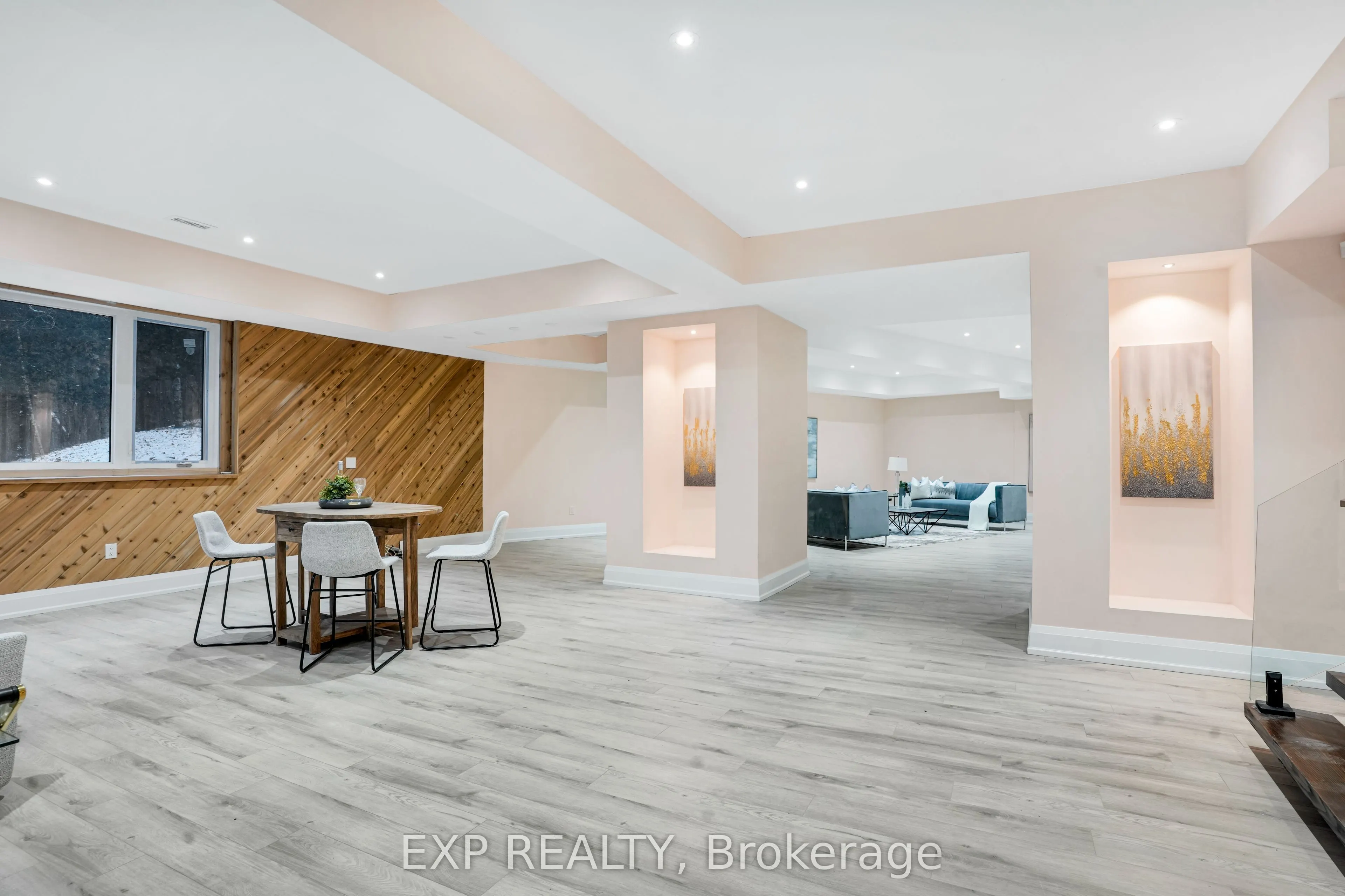 15 Glenview Heights Lane
