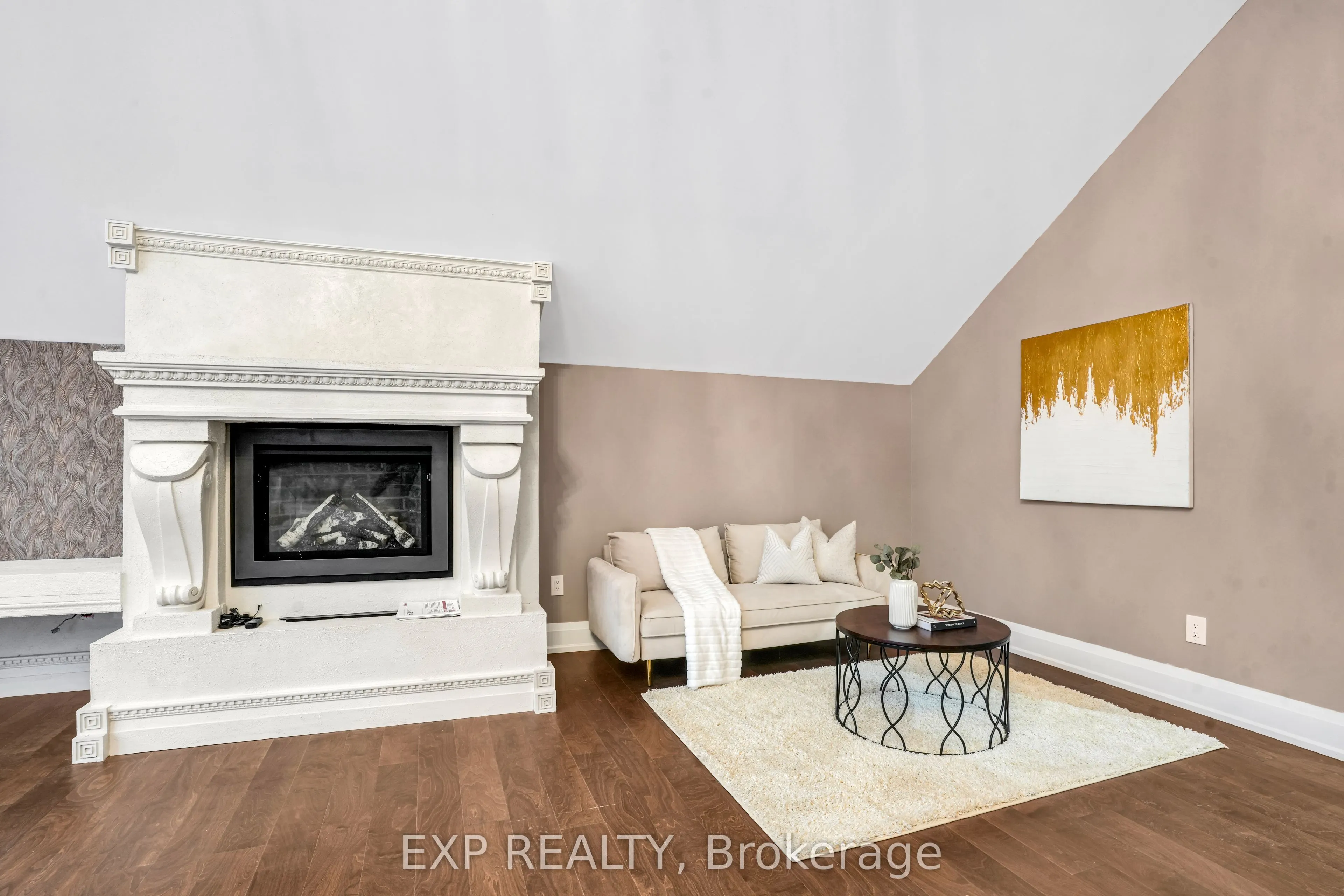 15 Glenview Heights Lane