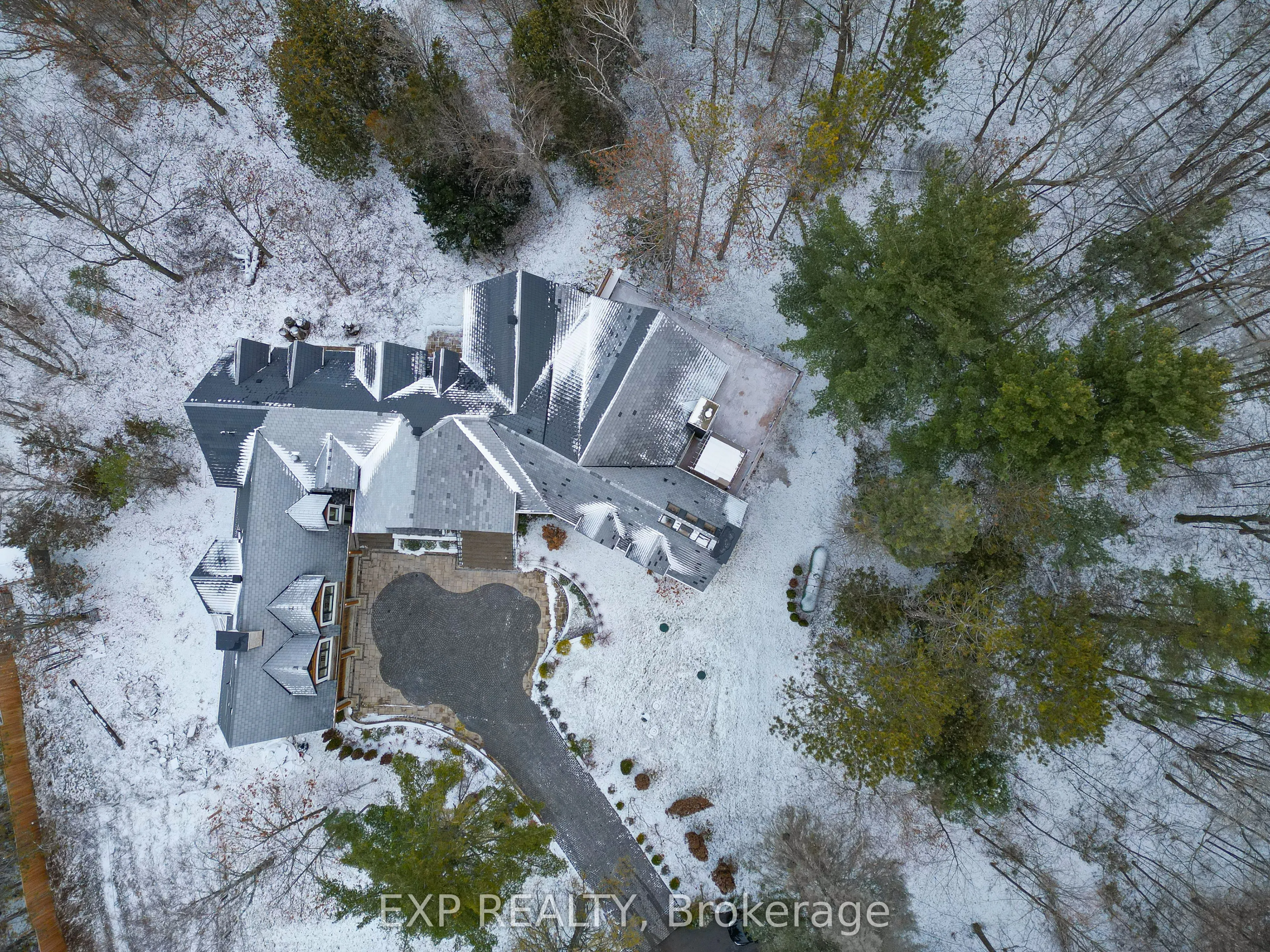 15 Glenview Heights Lane