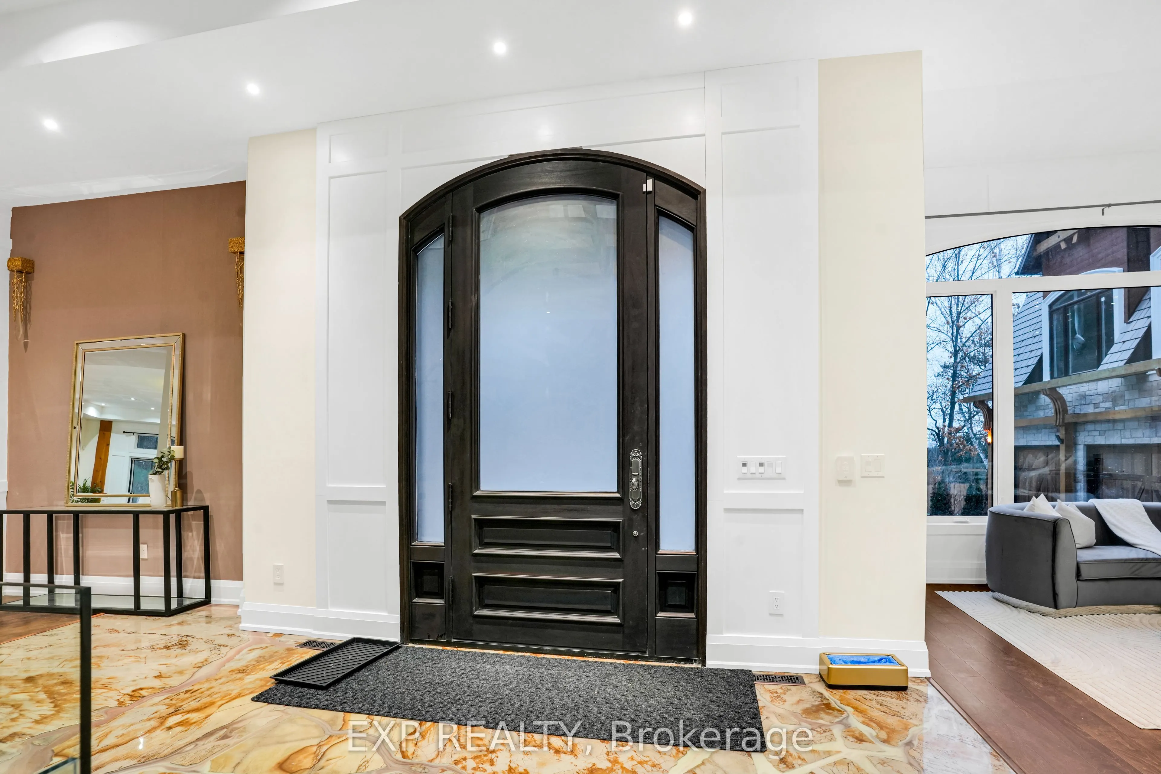 15 Glenview Heights Lane