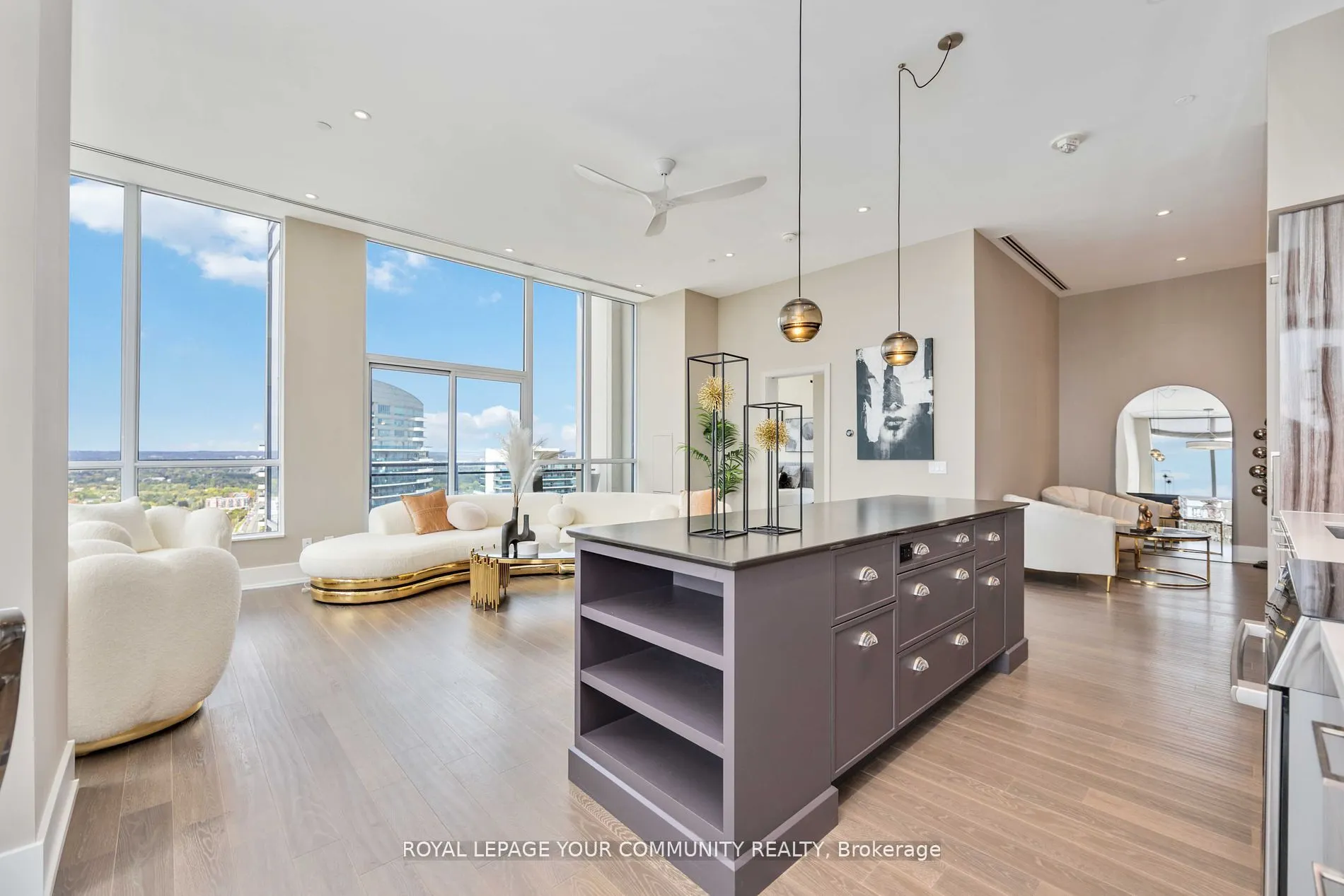 1 Grandview Avenue, #PH1
