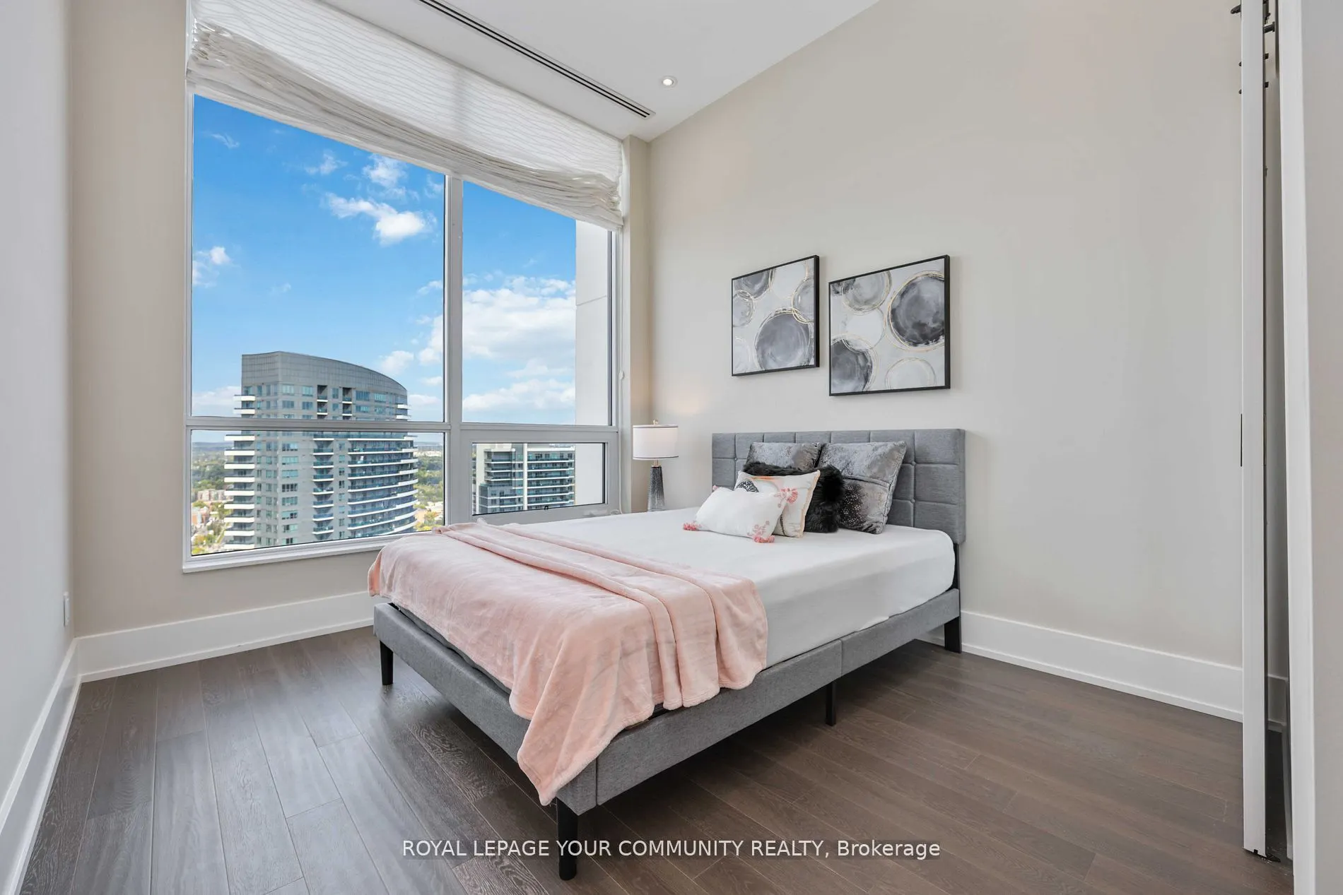 1 Grandview Avenue, #PH1