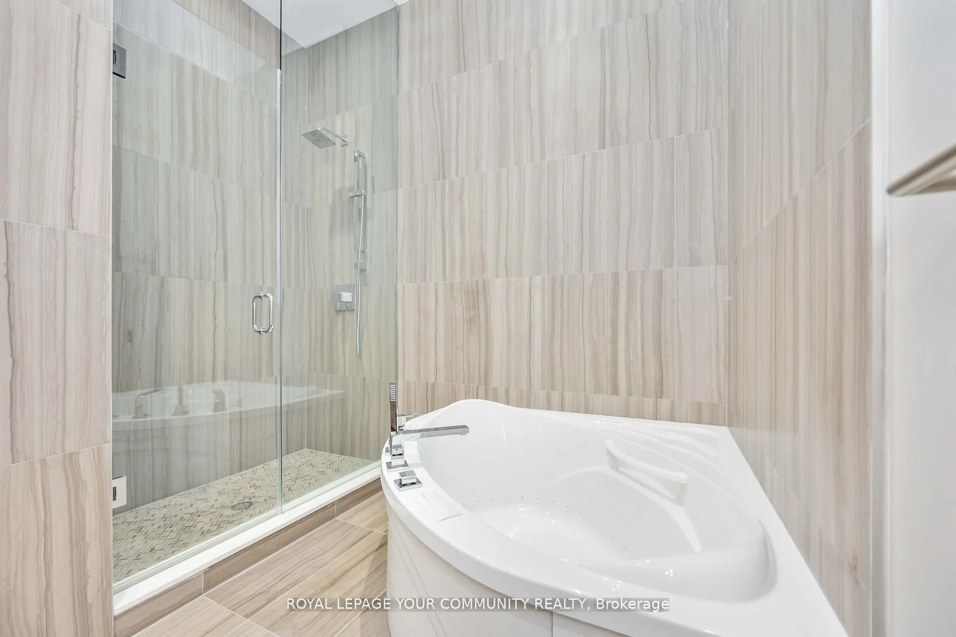 1 Grandview Avenue, #PH1