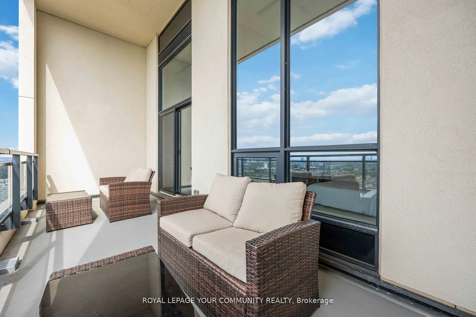 1 Grandview Avenue, #PH1