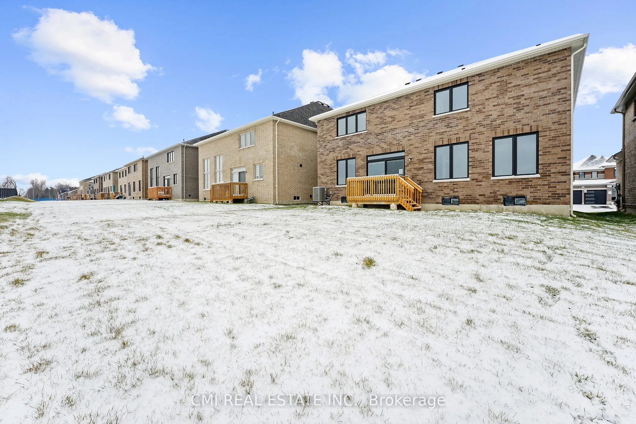 51 Sparrow Way