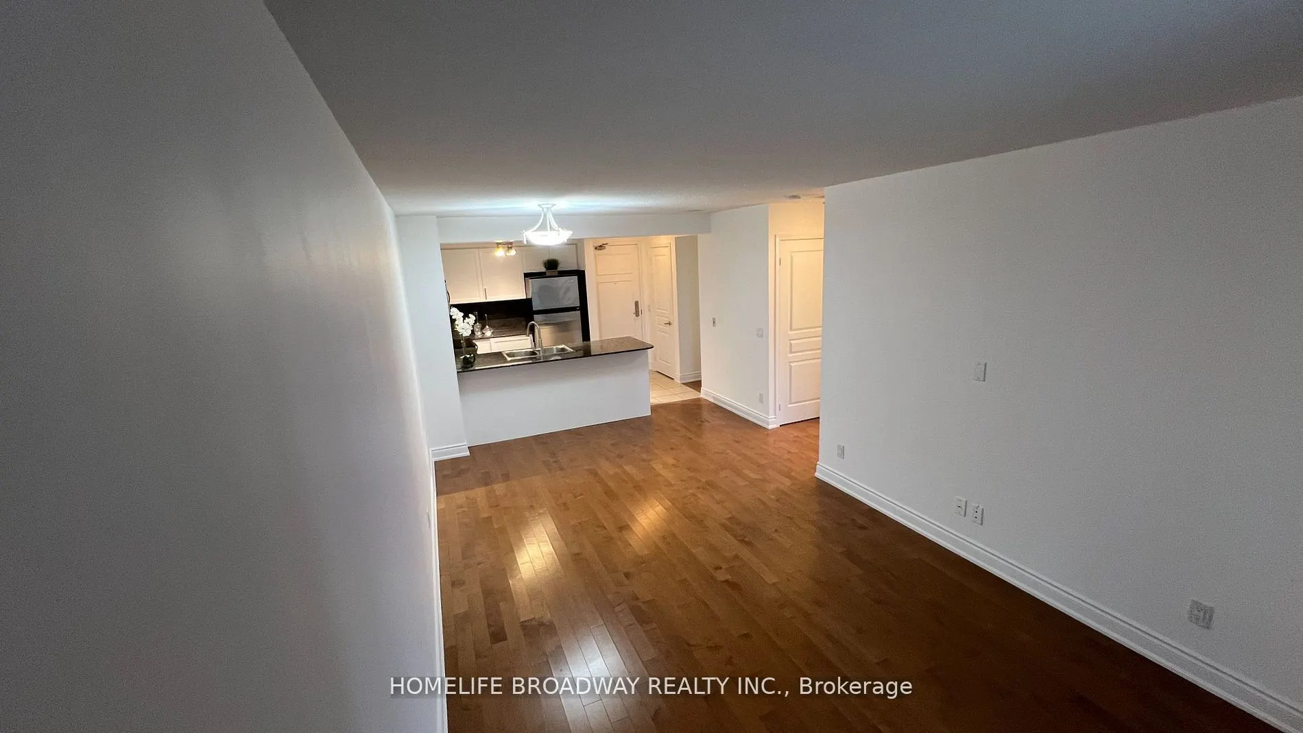 350 Red Maple Road, #1108