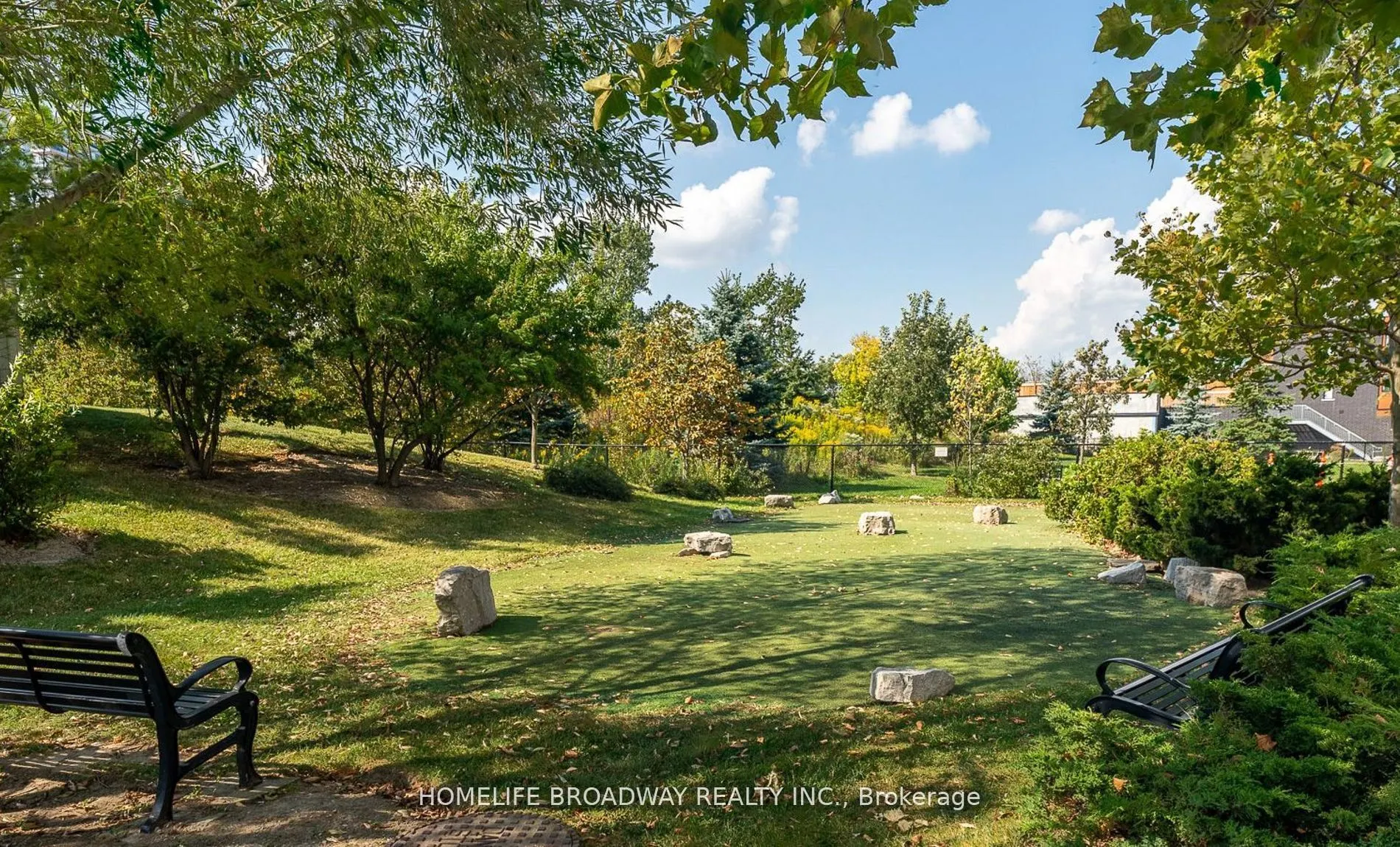 350 Red Maple Road, #1108