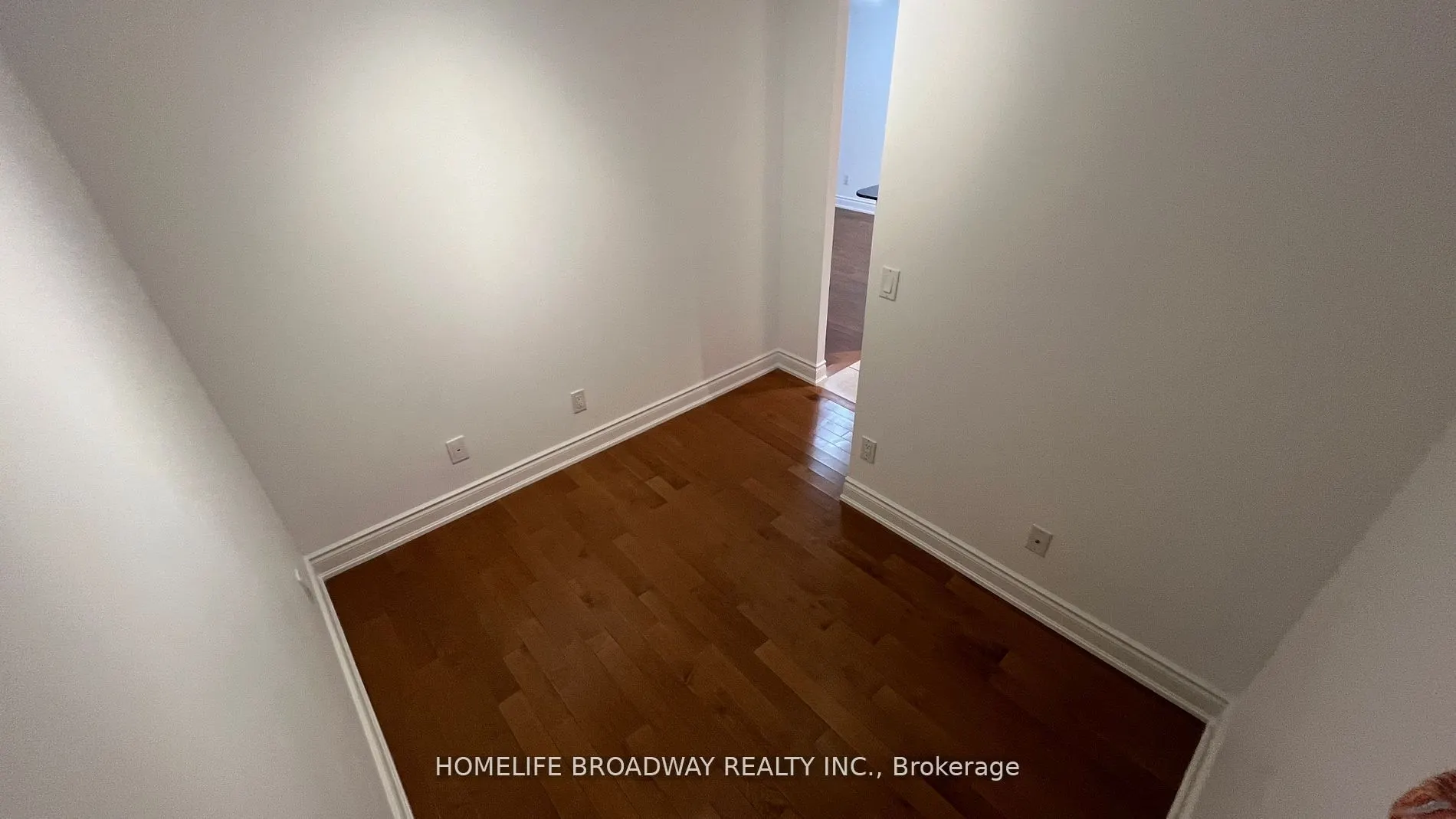 350 Red Maple Road, #1108