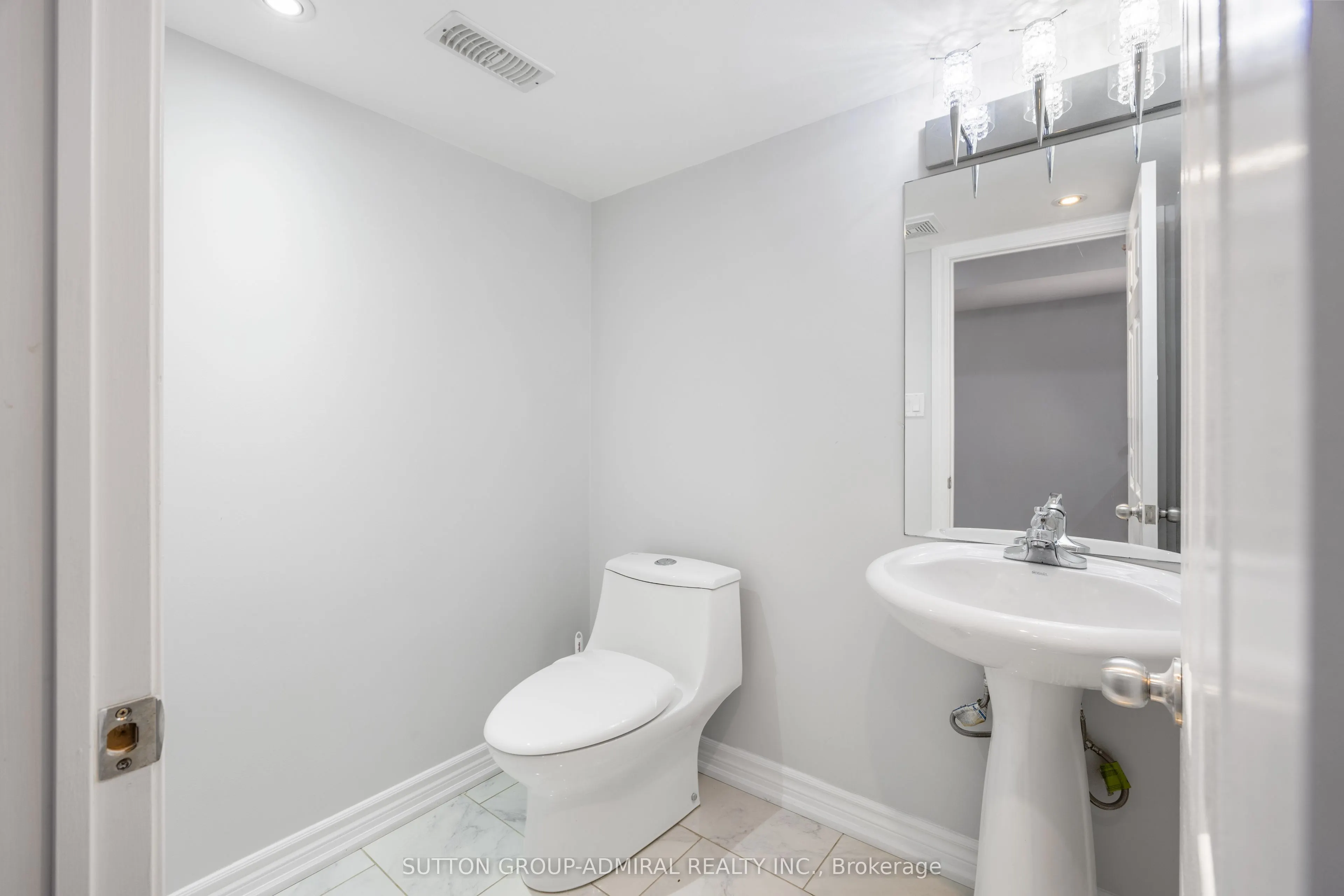 15 Asner Avenue