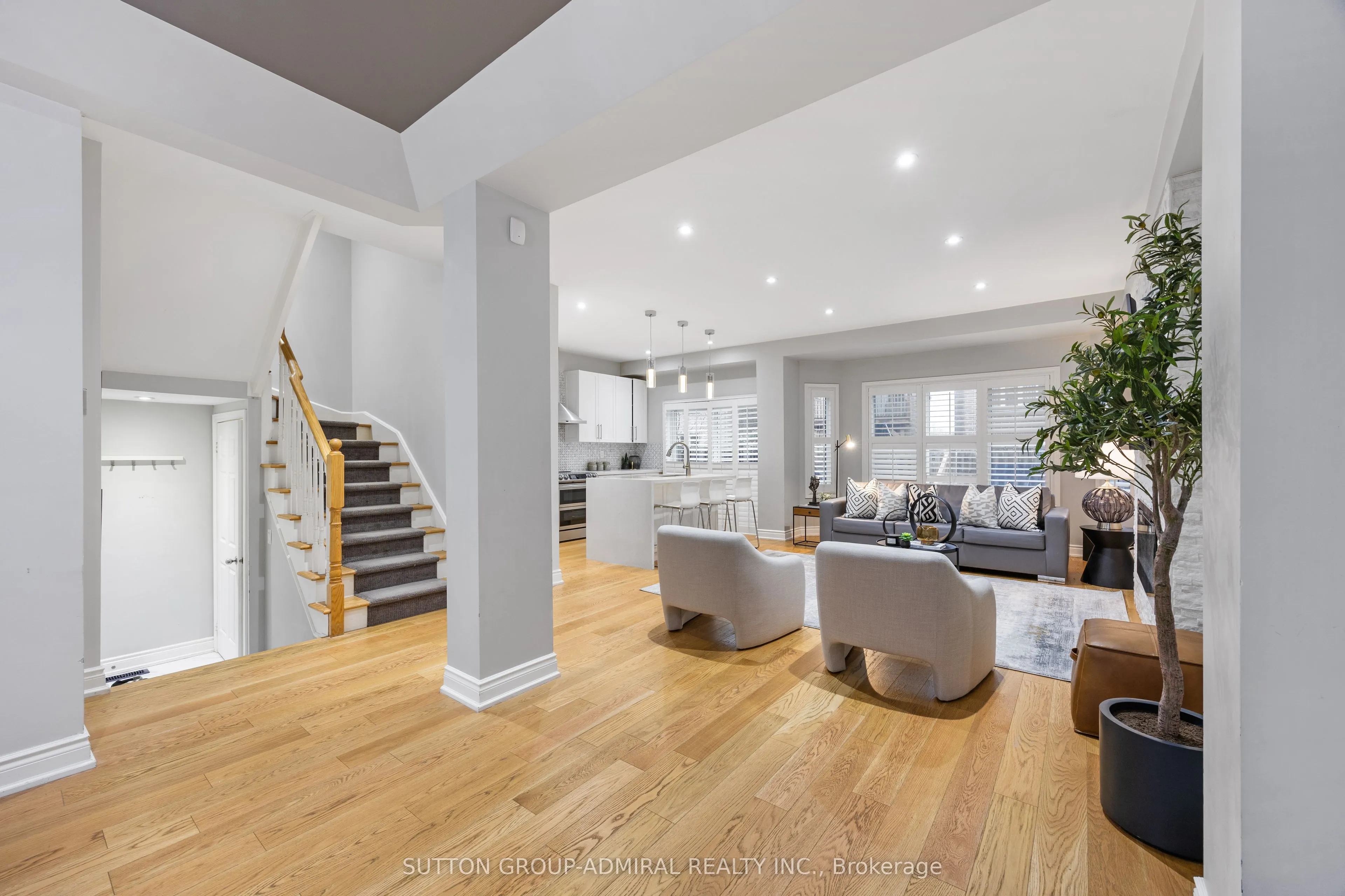 15 Asner Avenue