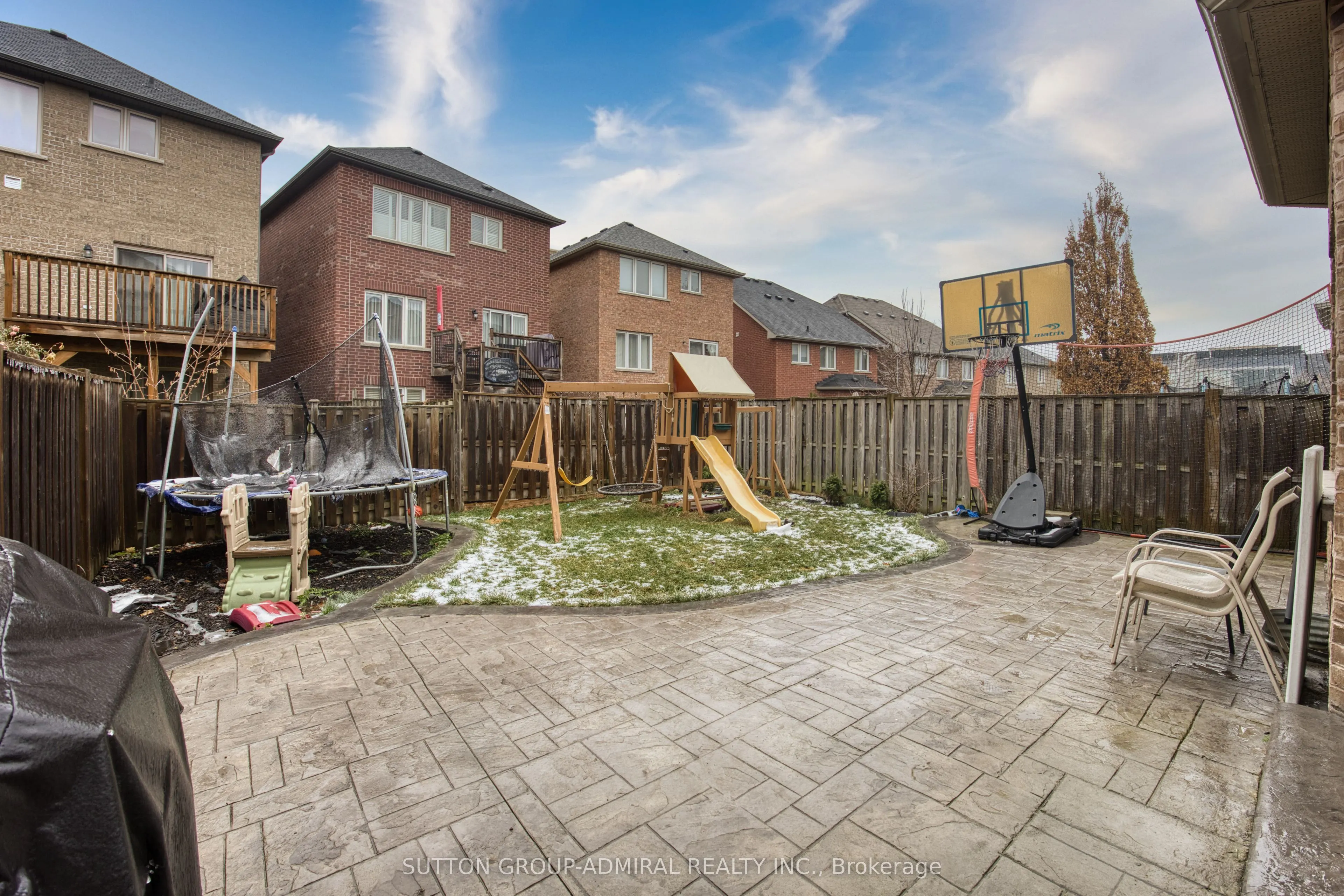 15 Asner Avenue