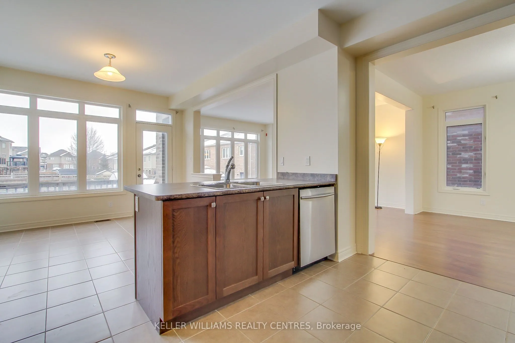 29 Treetops Boulevard
