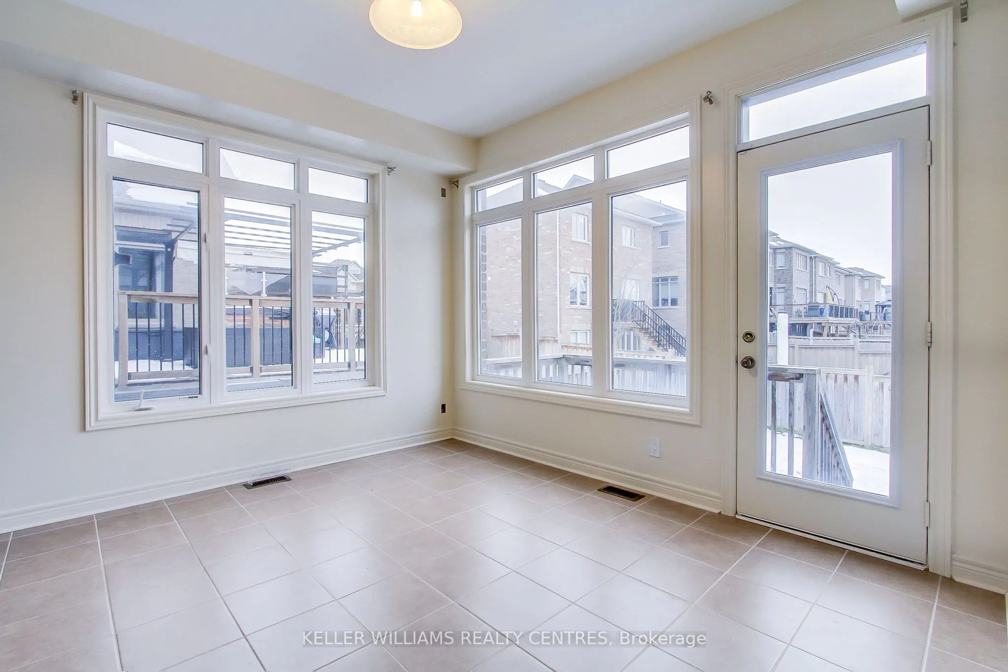 29 Treetops Boulevard