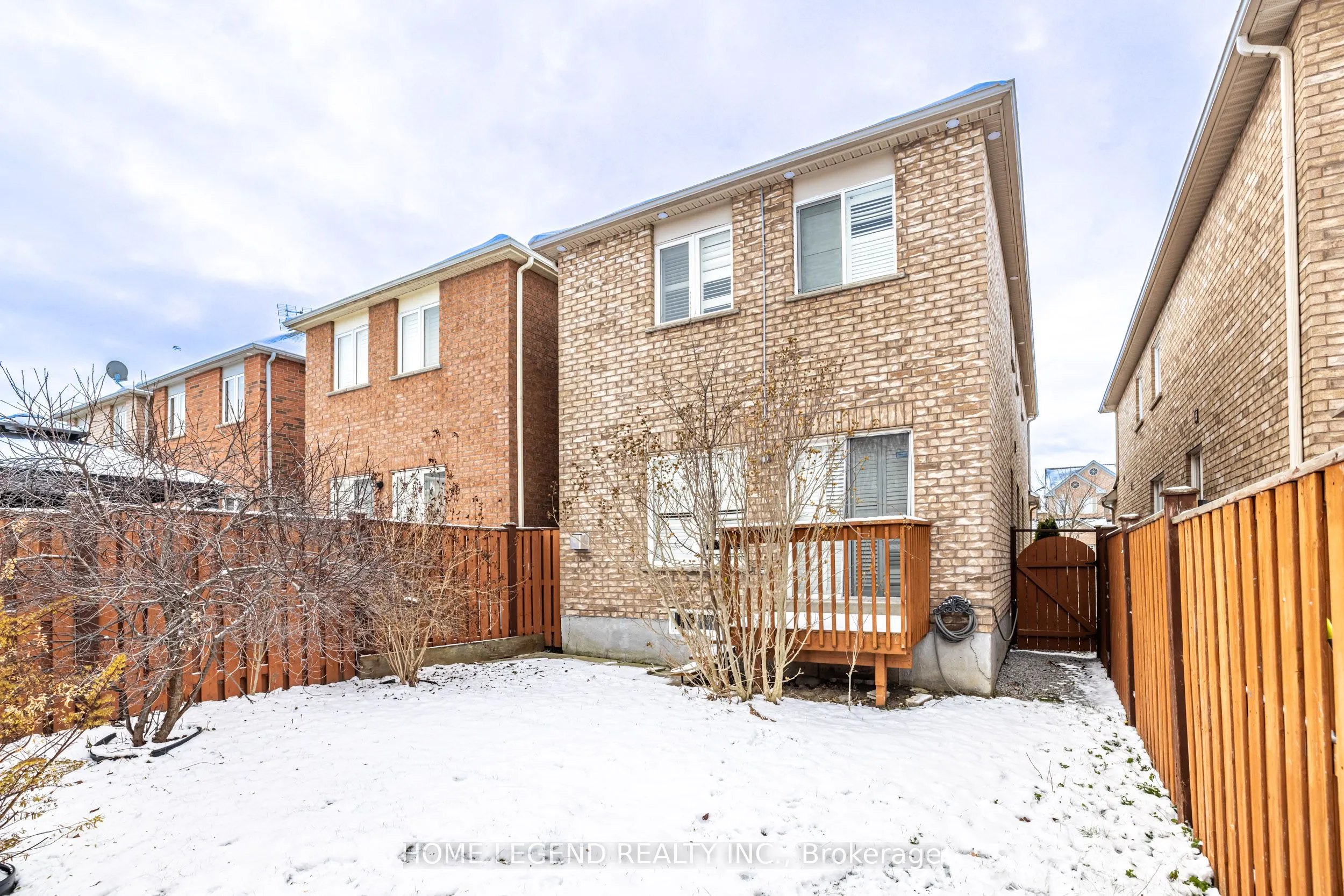 78 Lahore Crescent