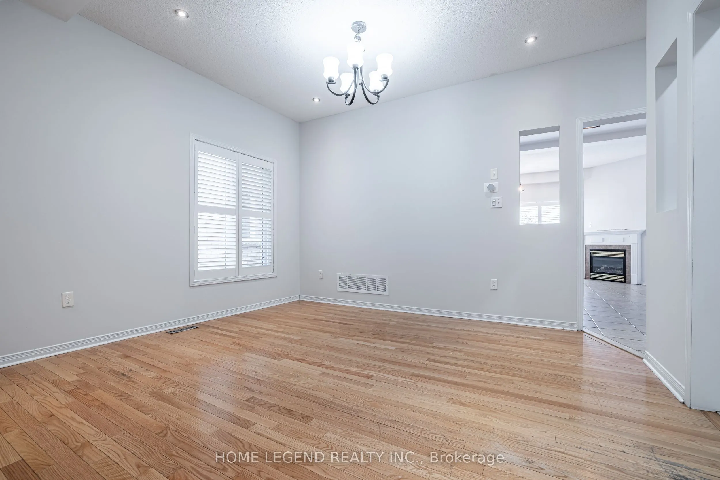 78 Lahore Crescent