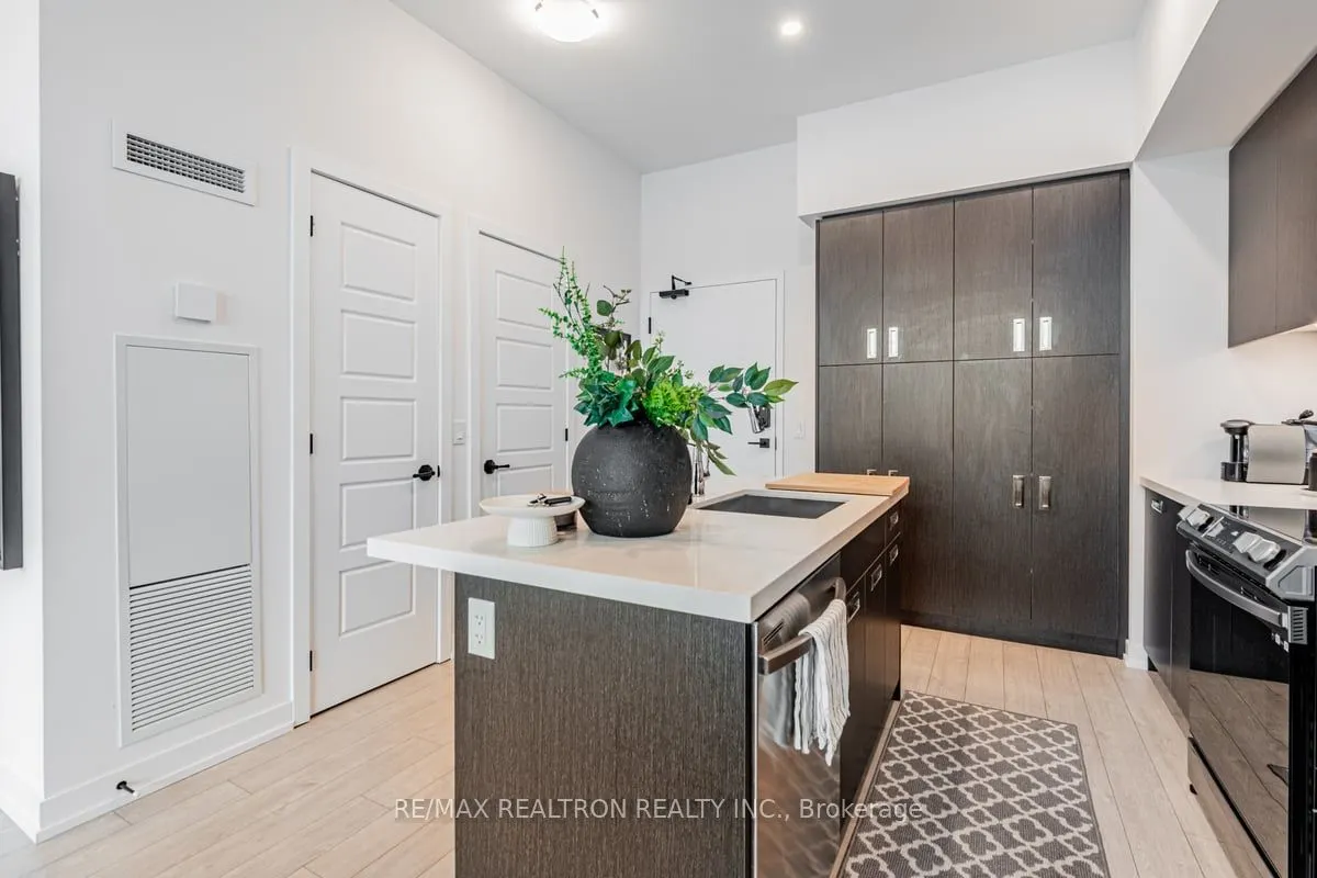415 Sea Ray Avenue, #106