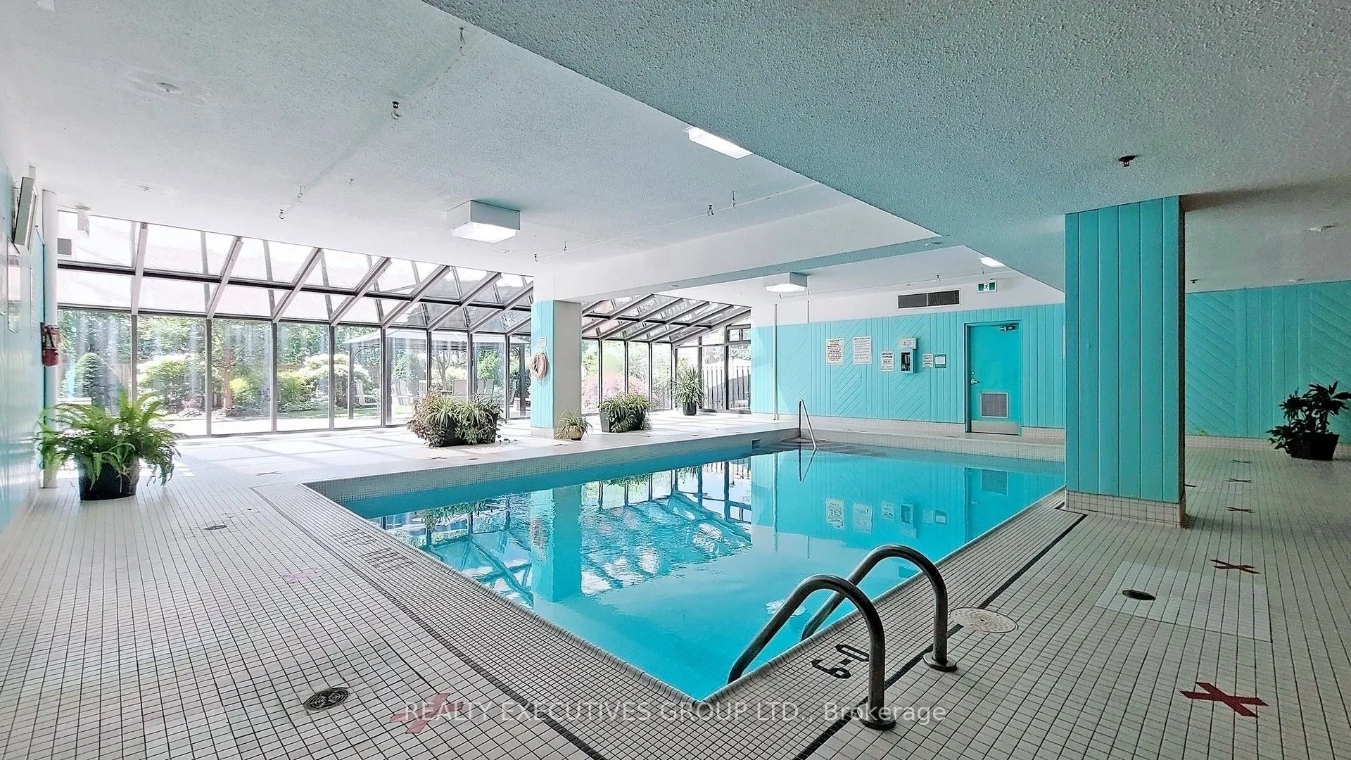 8111 Yonge Street, #1807