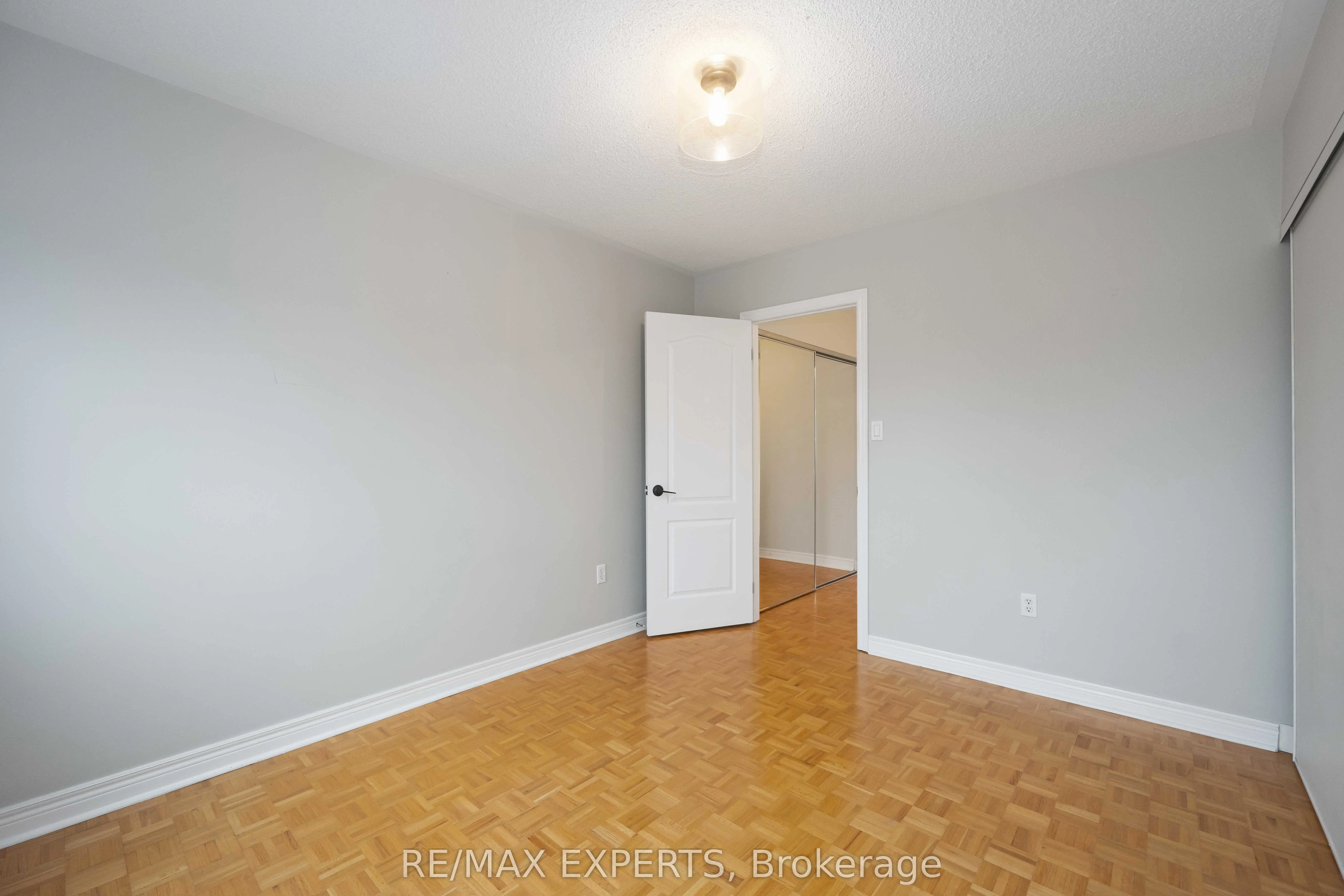 22 Laura Sabrina Drive