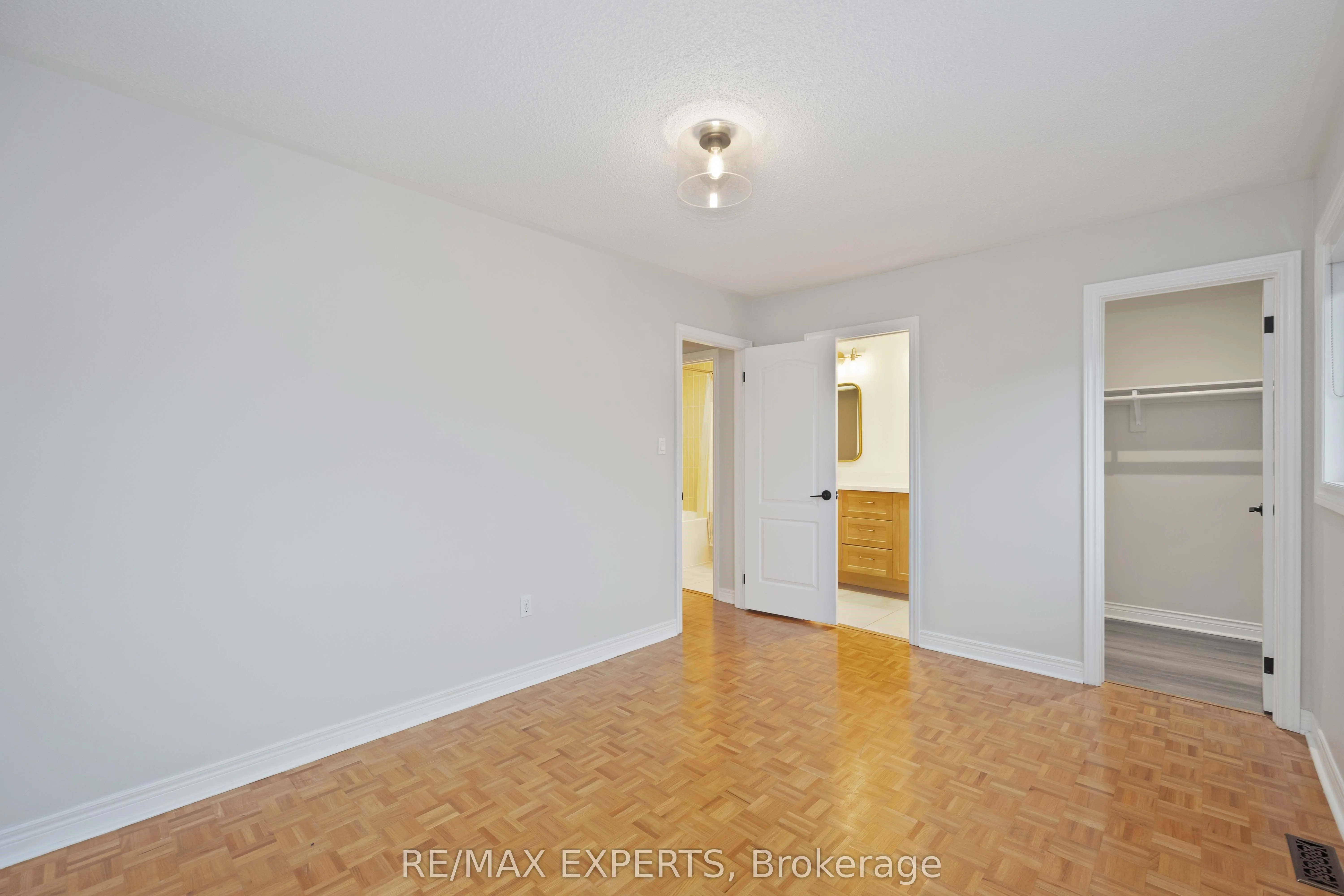 22 Laura Sabrina Drive